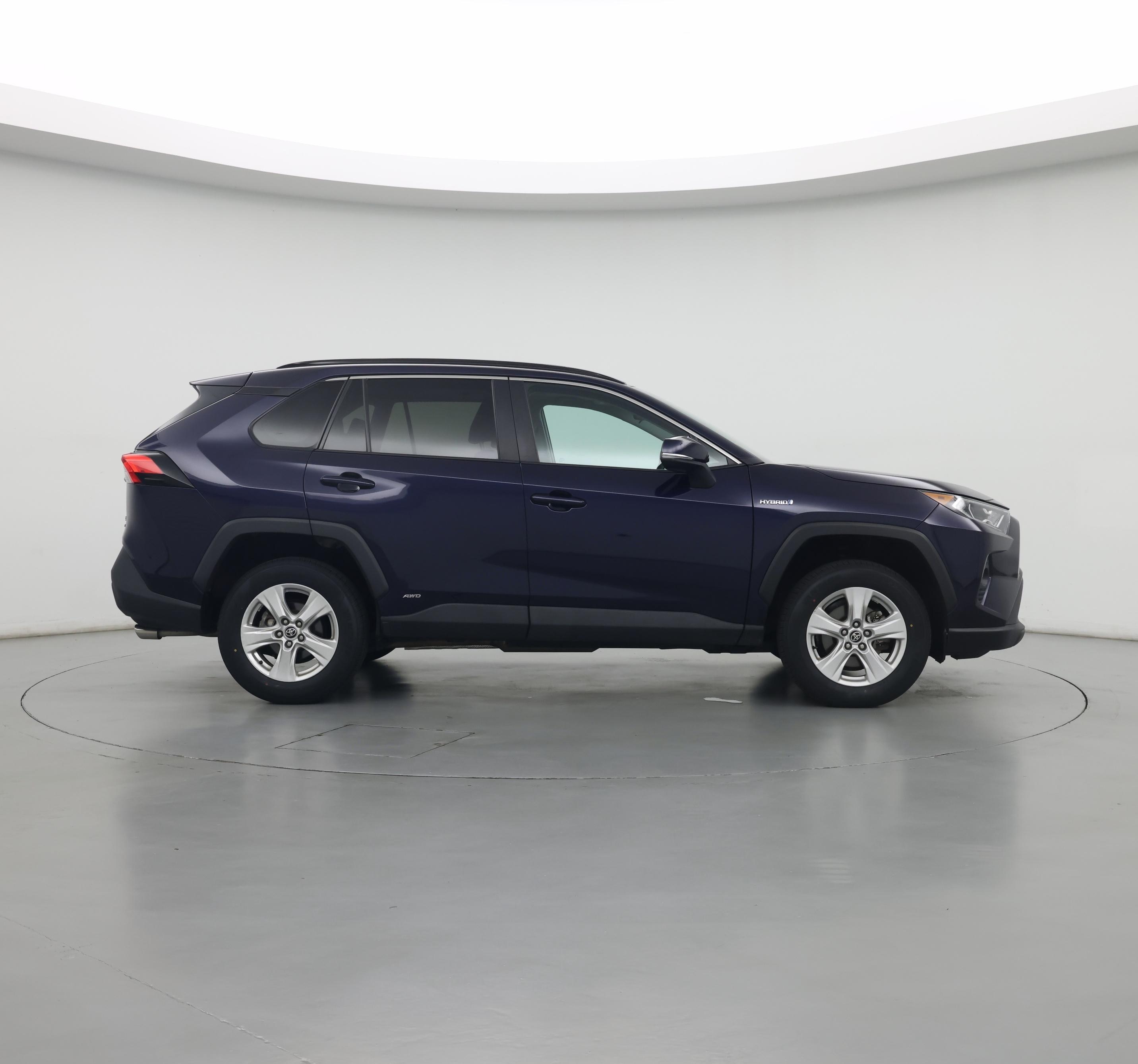 Thumbnail: 2021 Toyota RAV4 - 7