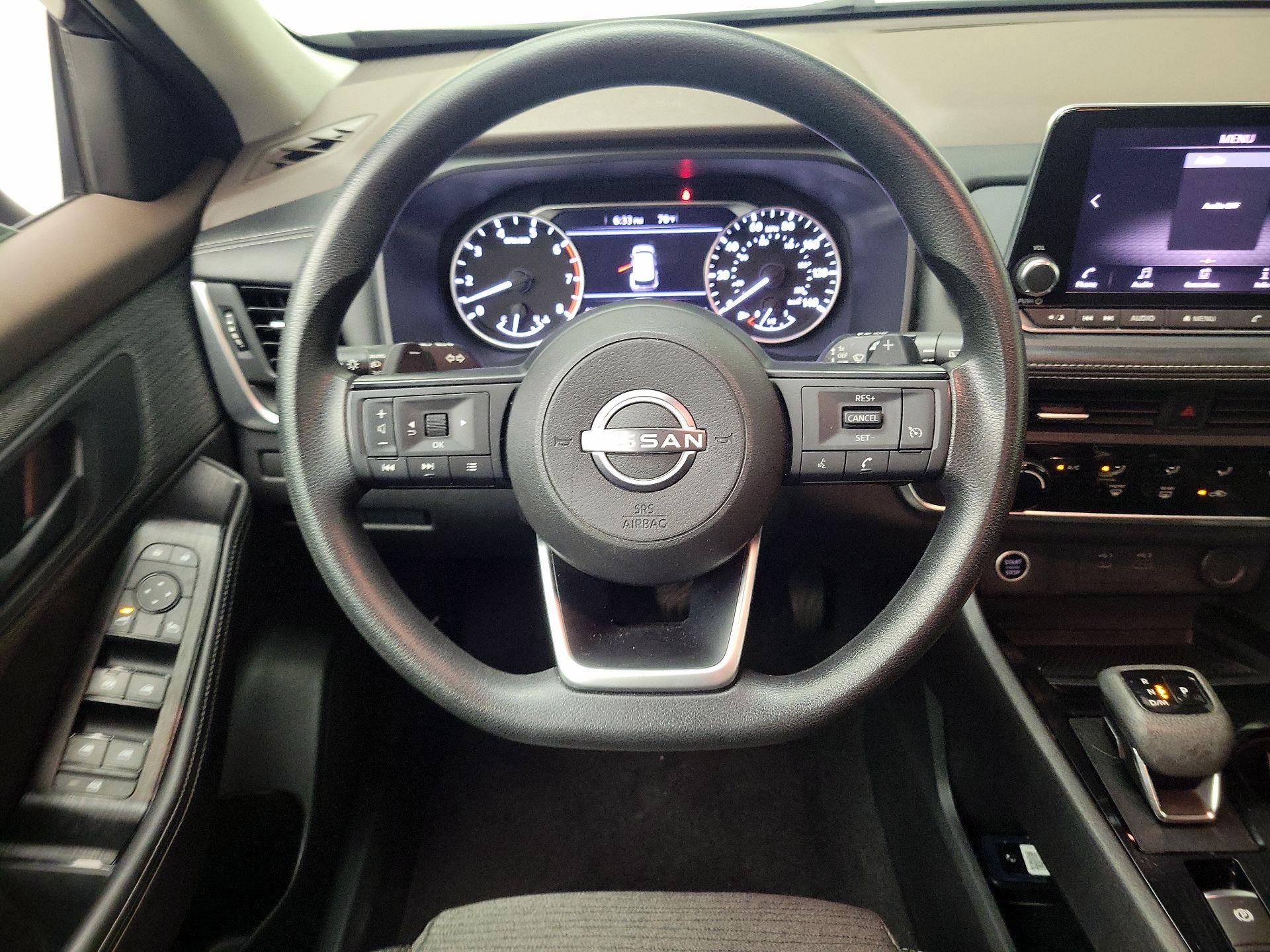 Thumbnail: 2022 Nissan Rogue - 10