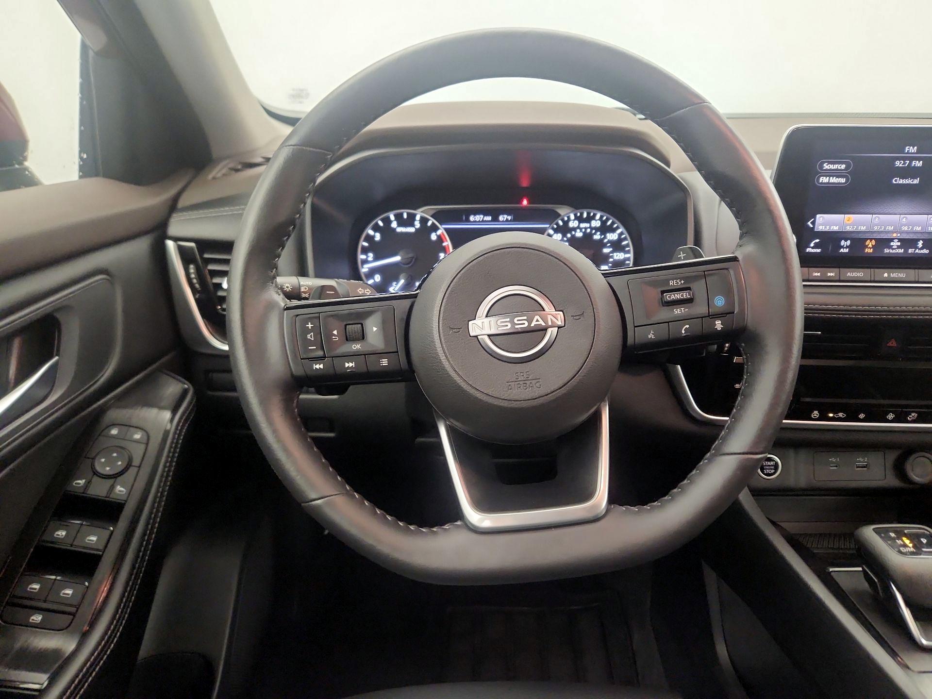Thumbnail: 2023 Nissan Rogue - 10