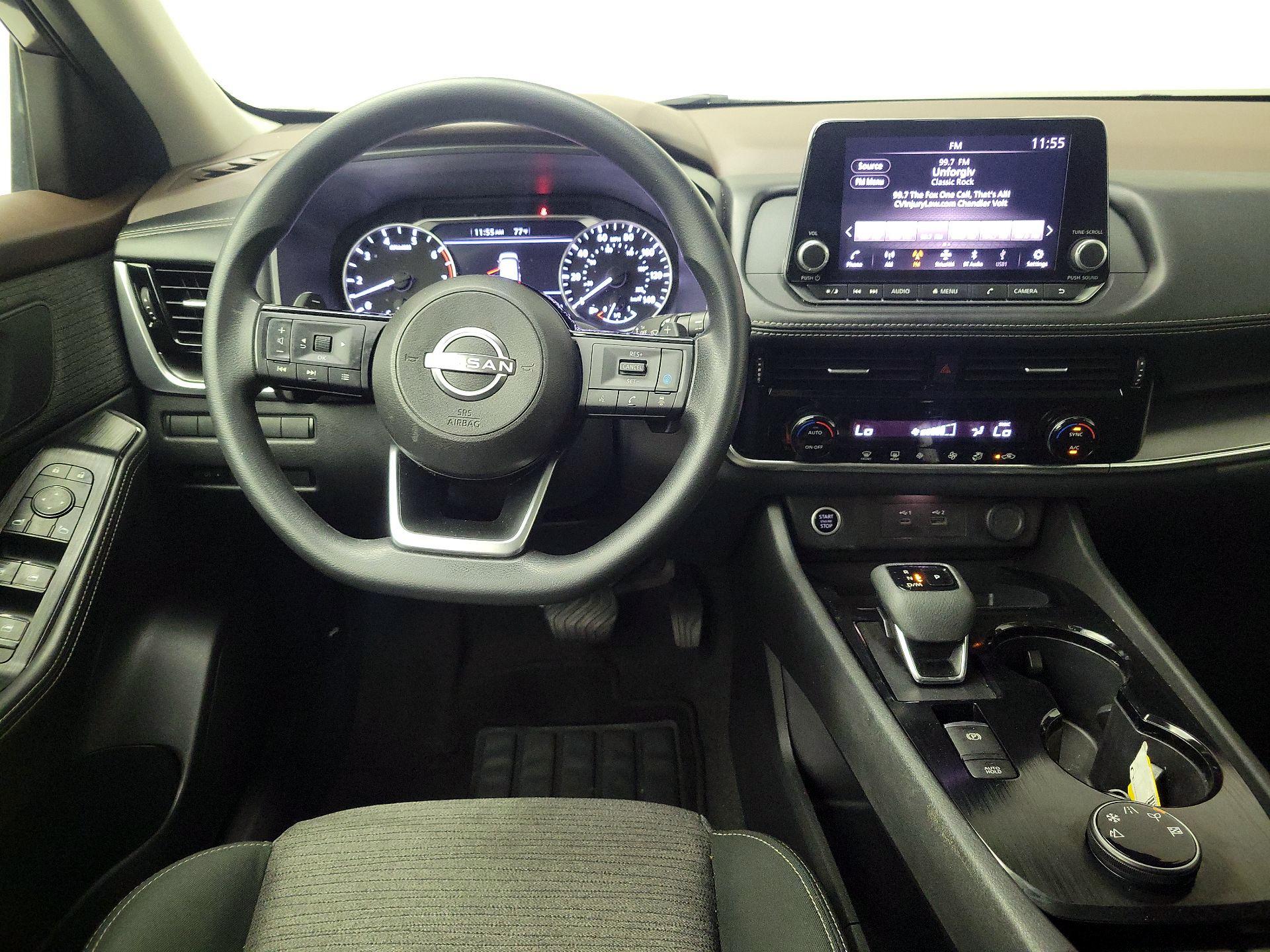 Thumbnail: 2022 Nissan Rogue - 10