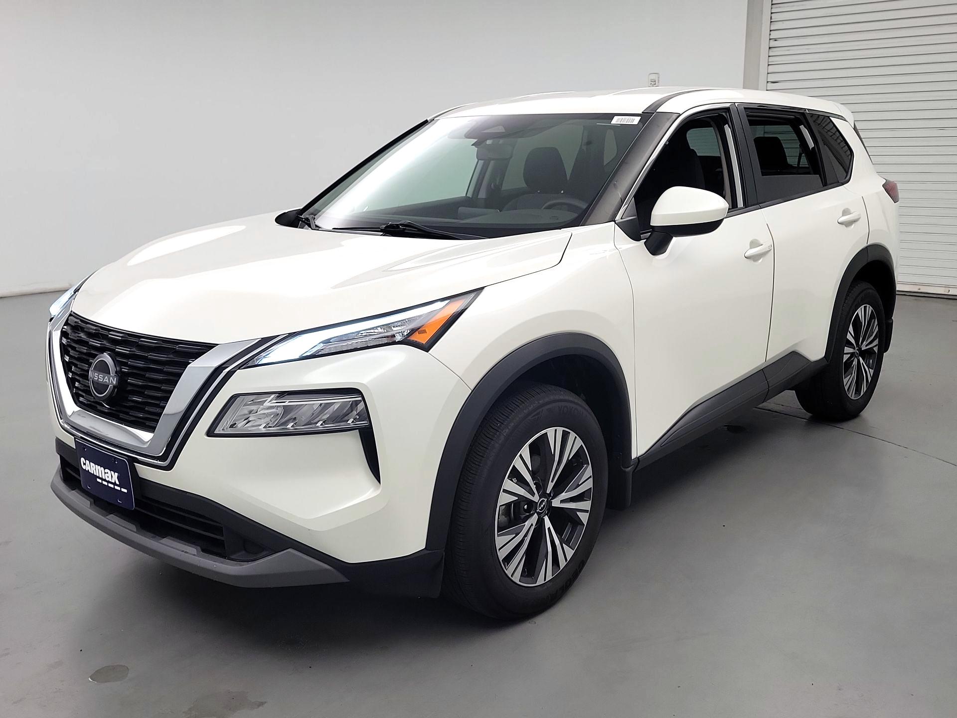 Thumbnail: 2023 Nissan Rogue - 3