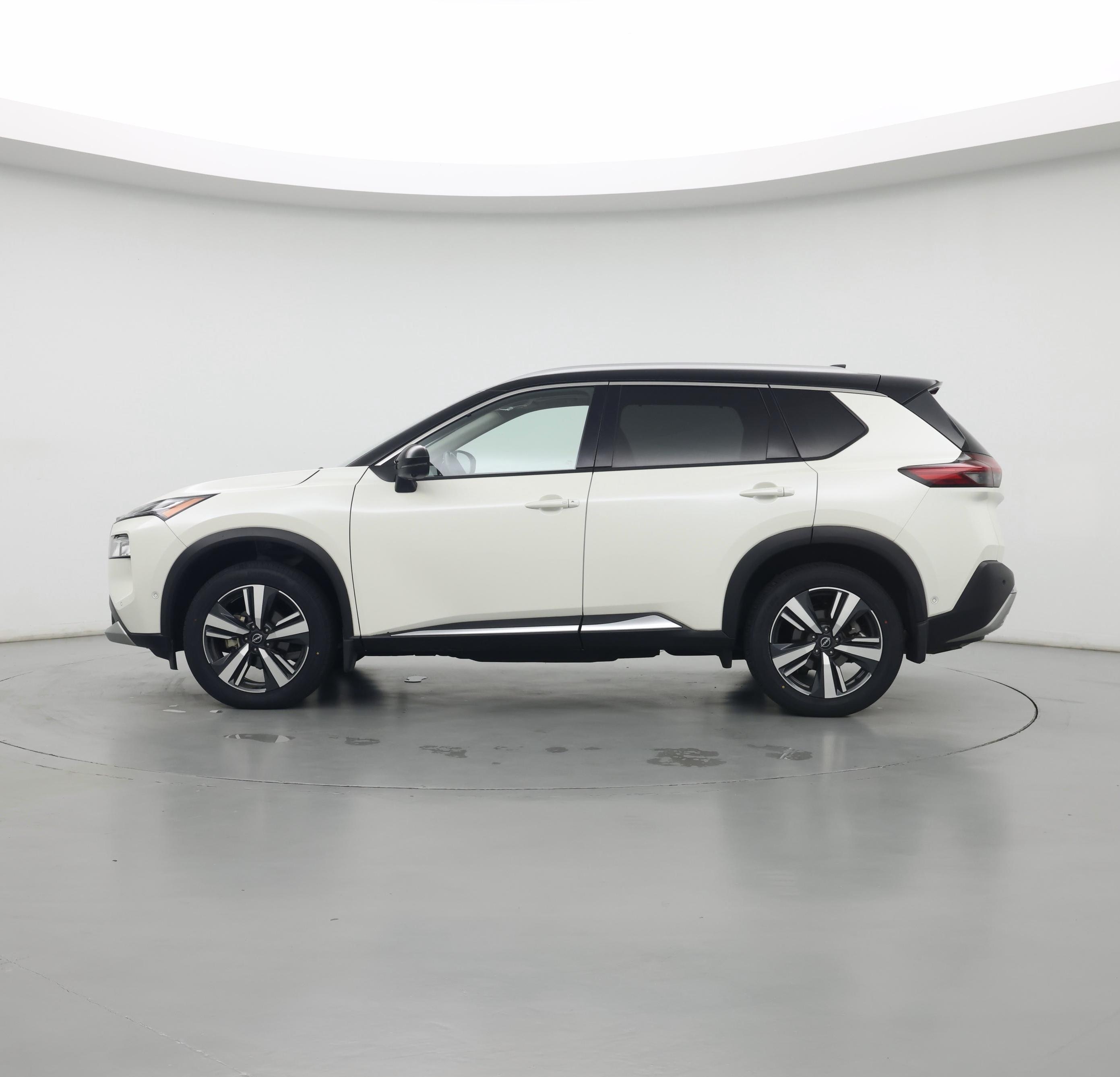 Thumbnail: 2022 Nissan Rogue - 3