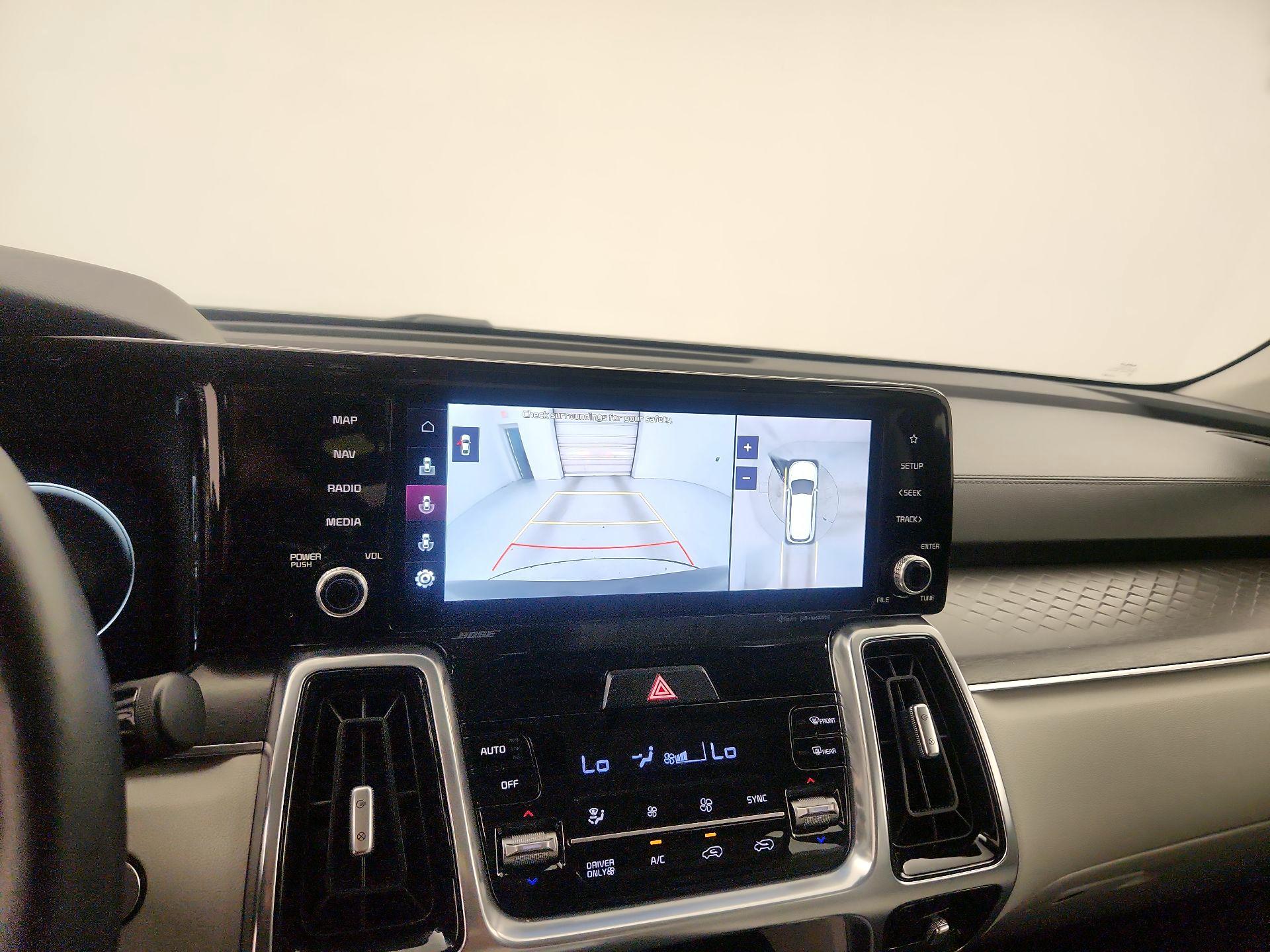 Thumbnail: 2023 Kia Sorento - 14