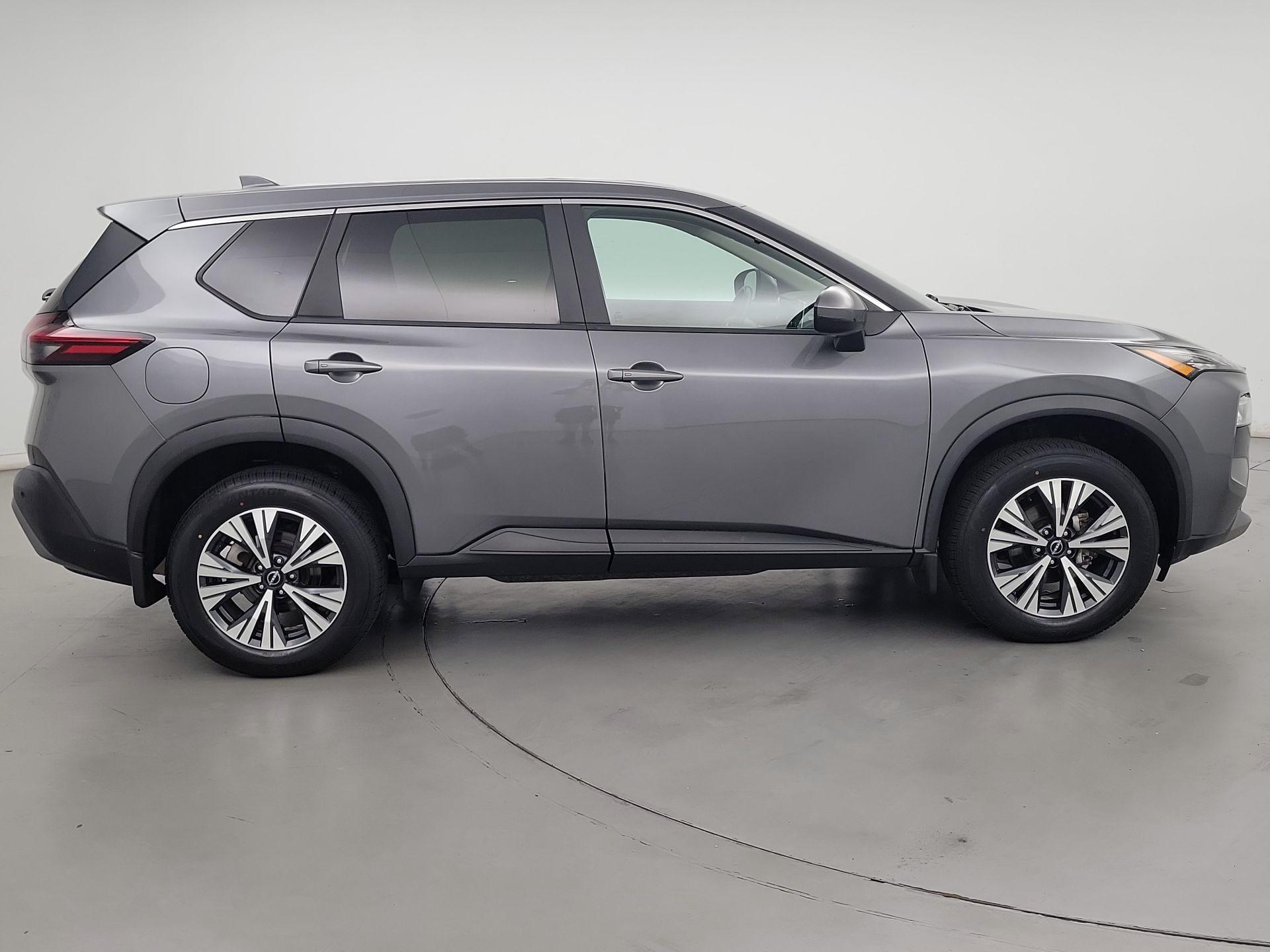 Thumbnail: 2022 Nissan Rogue - 4