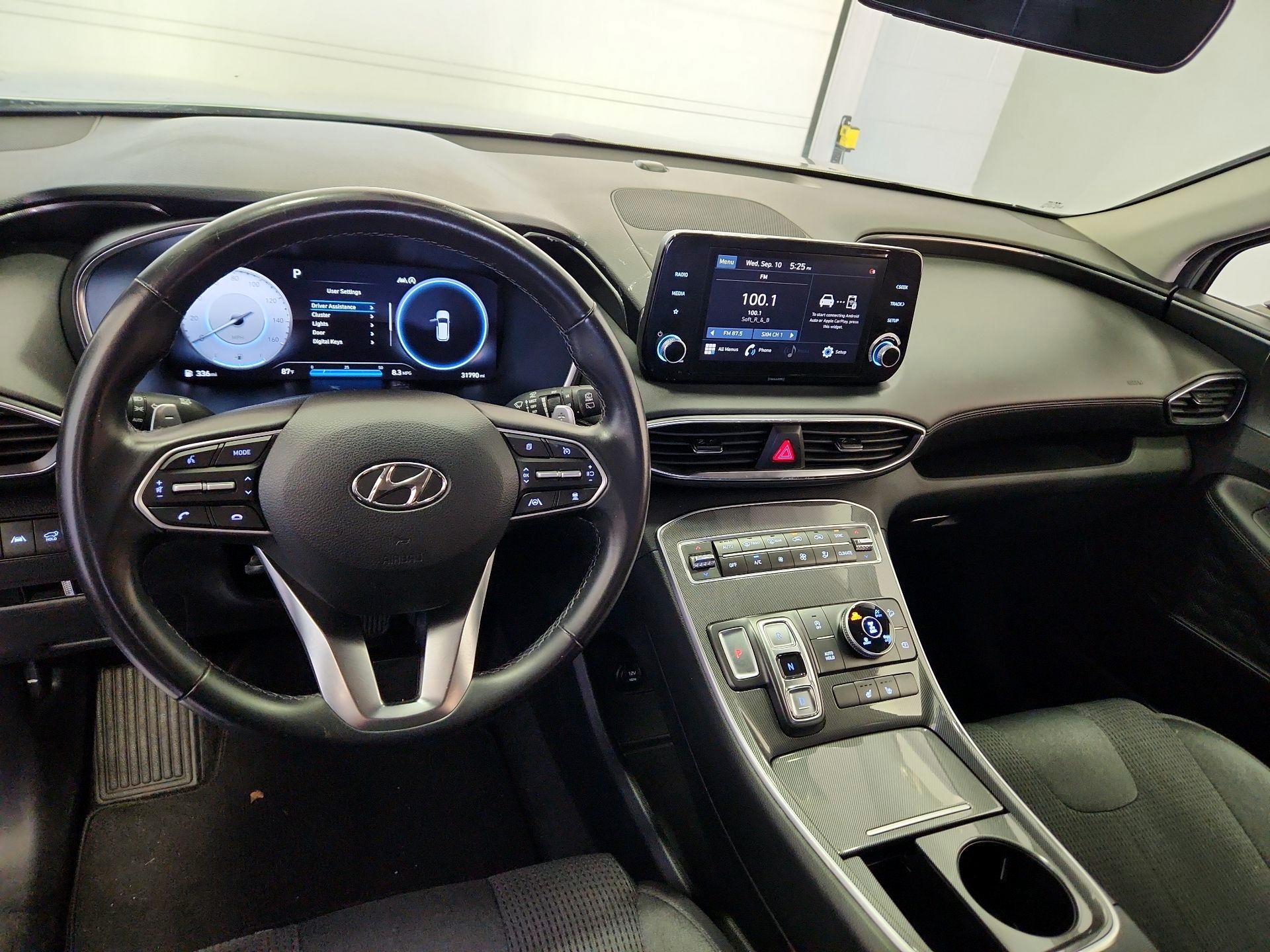 Thumbnail: 2022 Hyundai Santa Fe - 9
