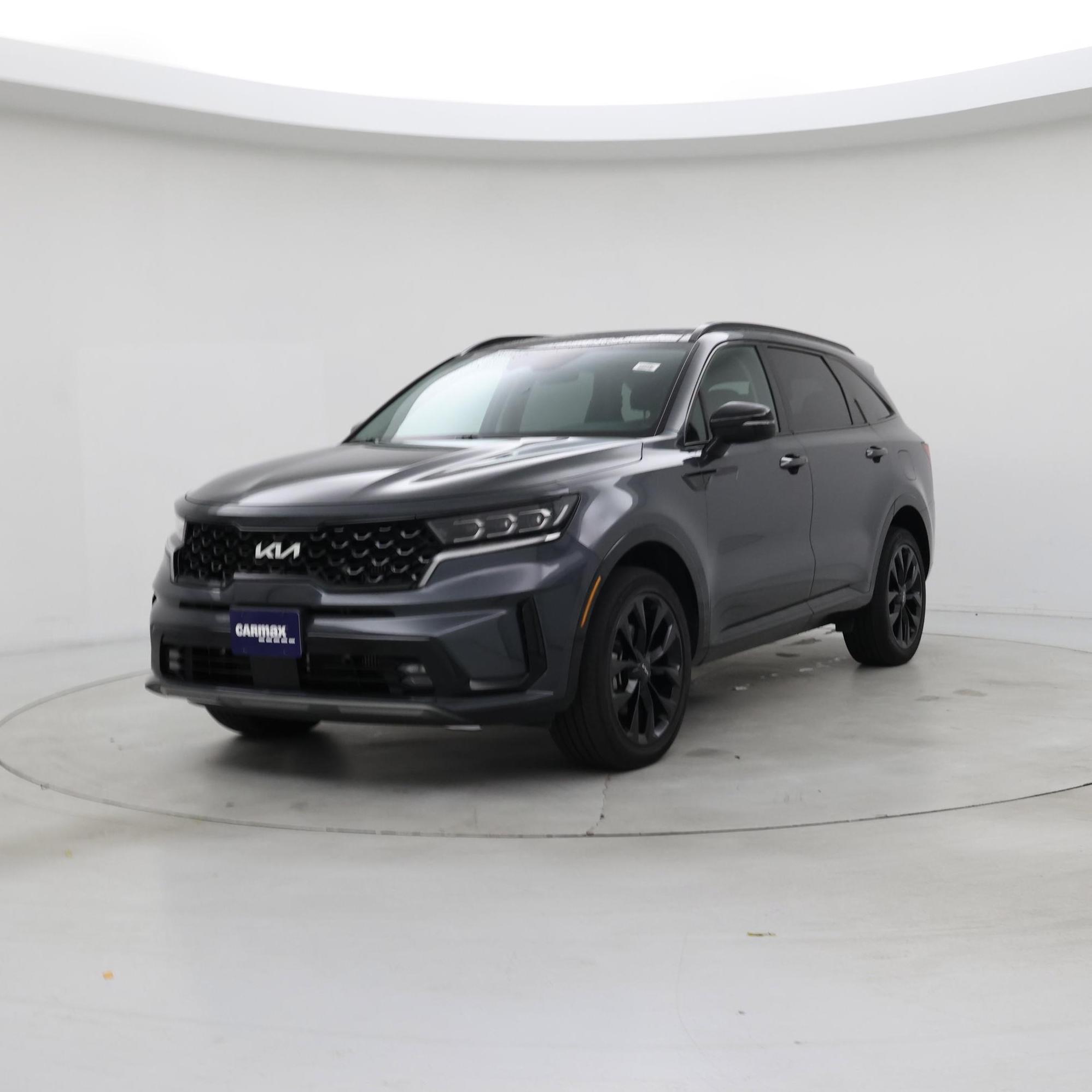 Thumbnail: 2023 Kia Sorento - 4