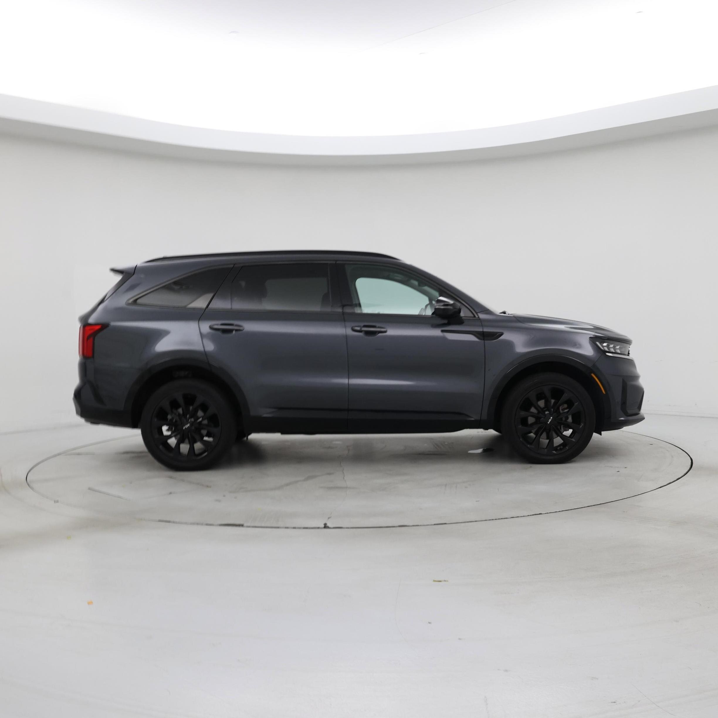 Thumbnail: 2023 Kia Sorento - 7