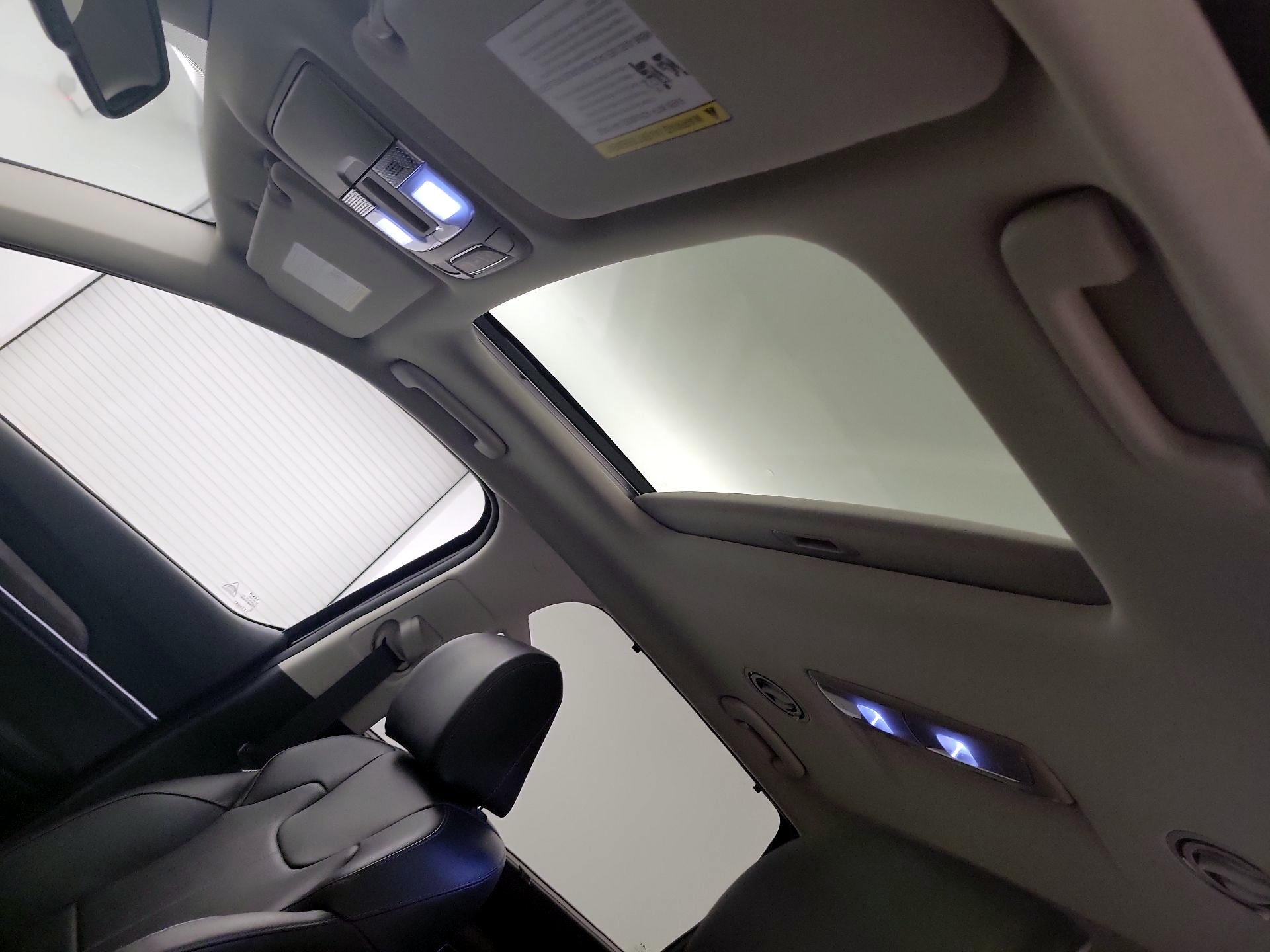 Thumbnail: 2022 Kia Telluride - 20