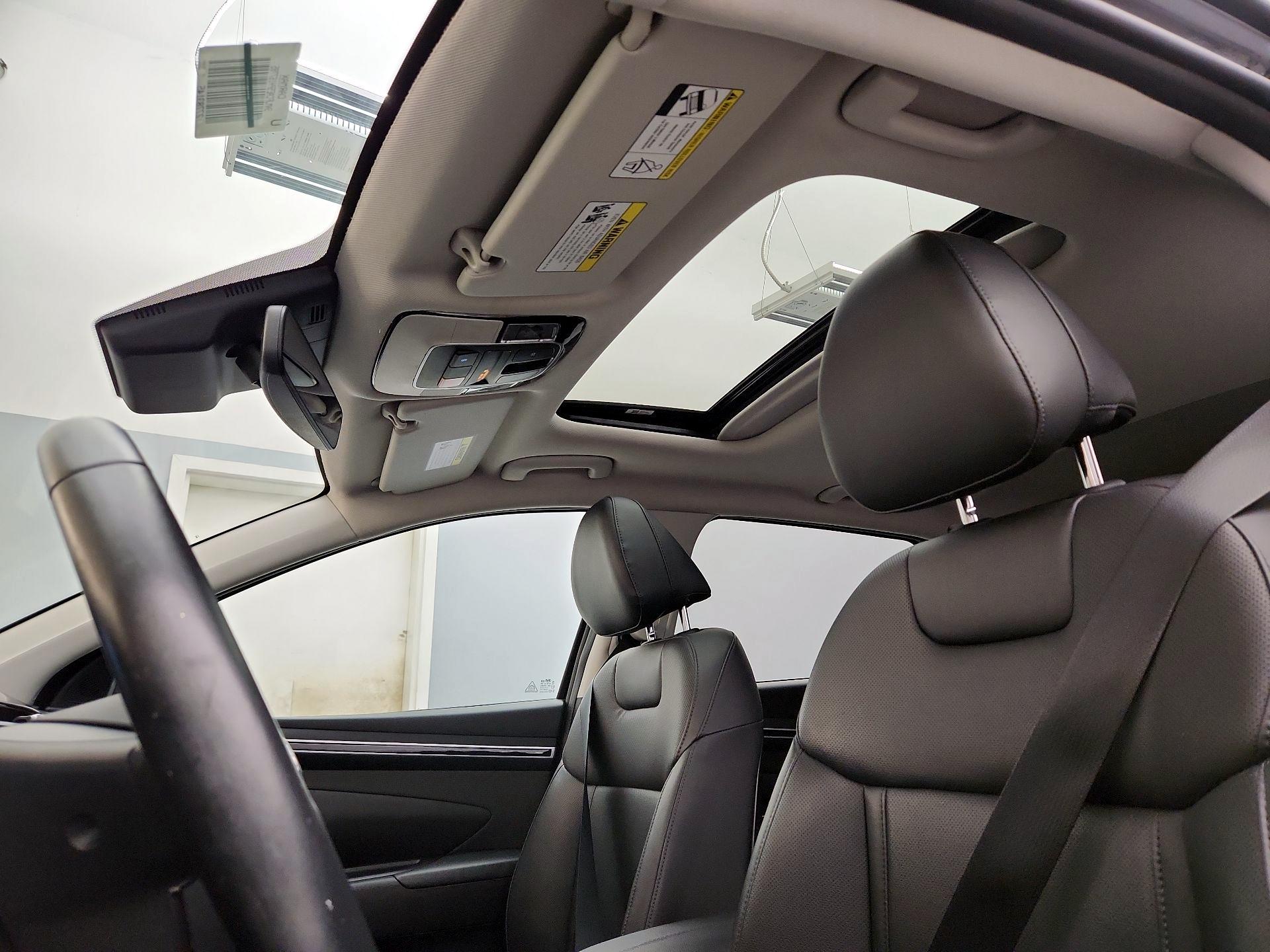 Thumbnail: 2023 Hyundai Tucson - 19
