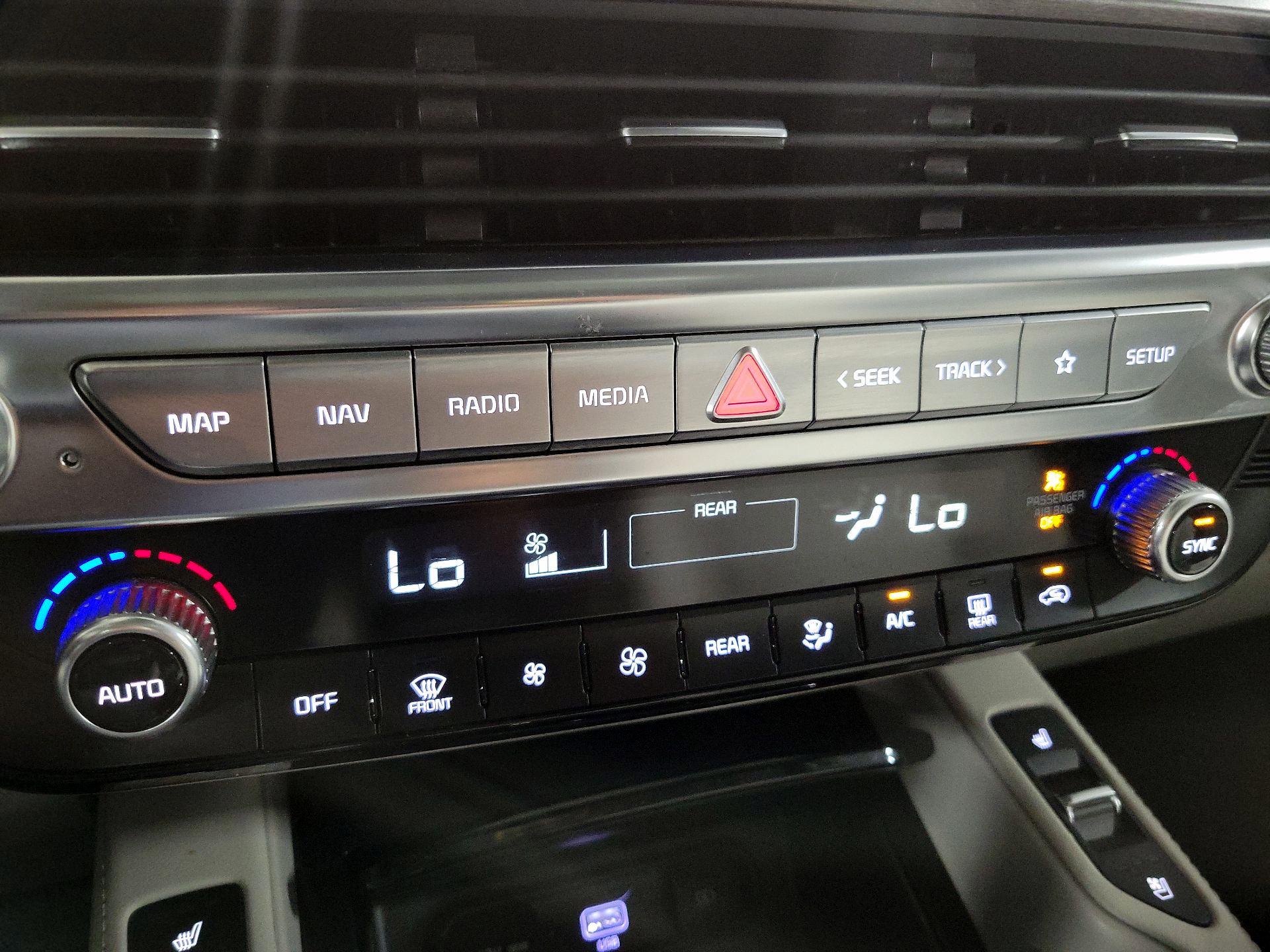 Thumbnail: 2022 Kia Telluride - 17