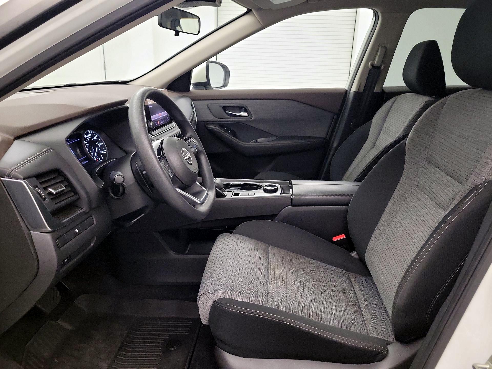 Thumbnail: 2023 Nissan Rogue - 11