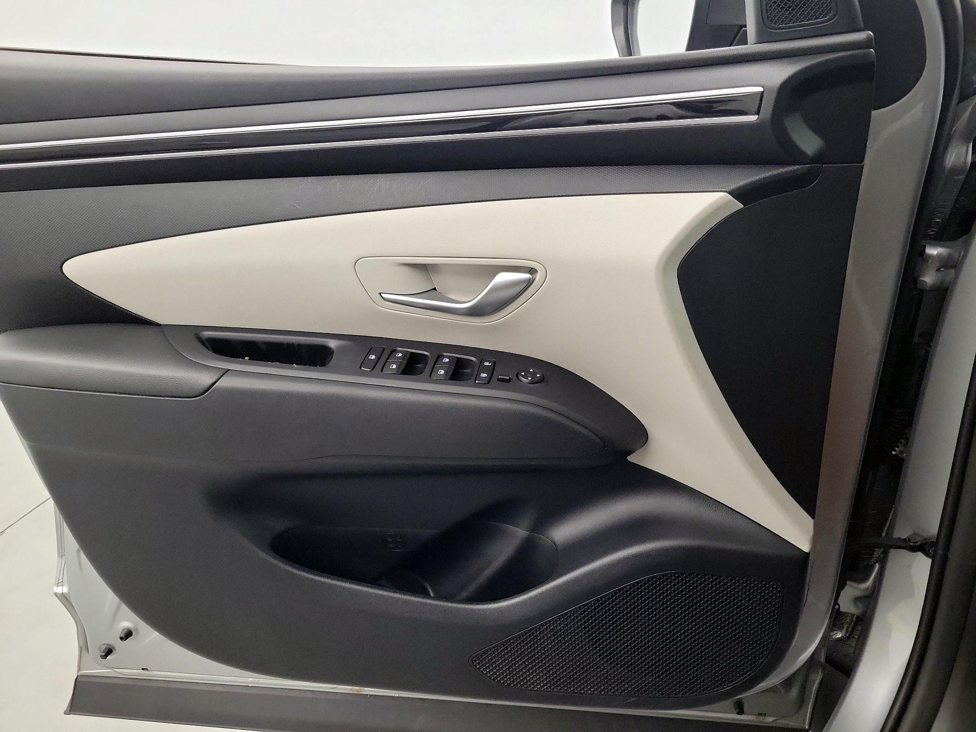 Thumbnail: 2022 Hyundai Tucson - 10
