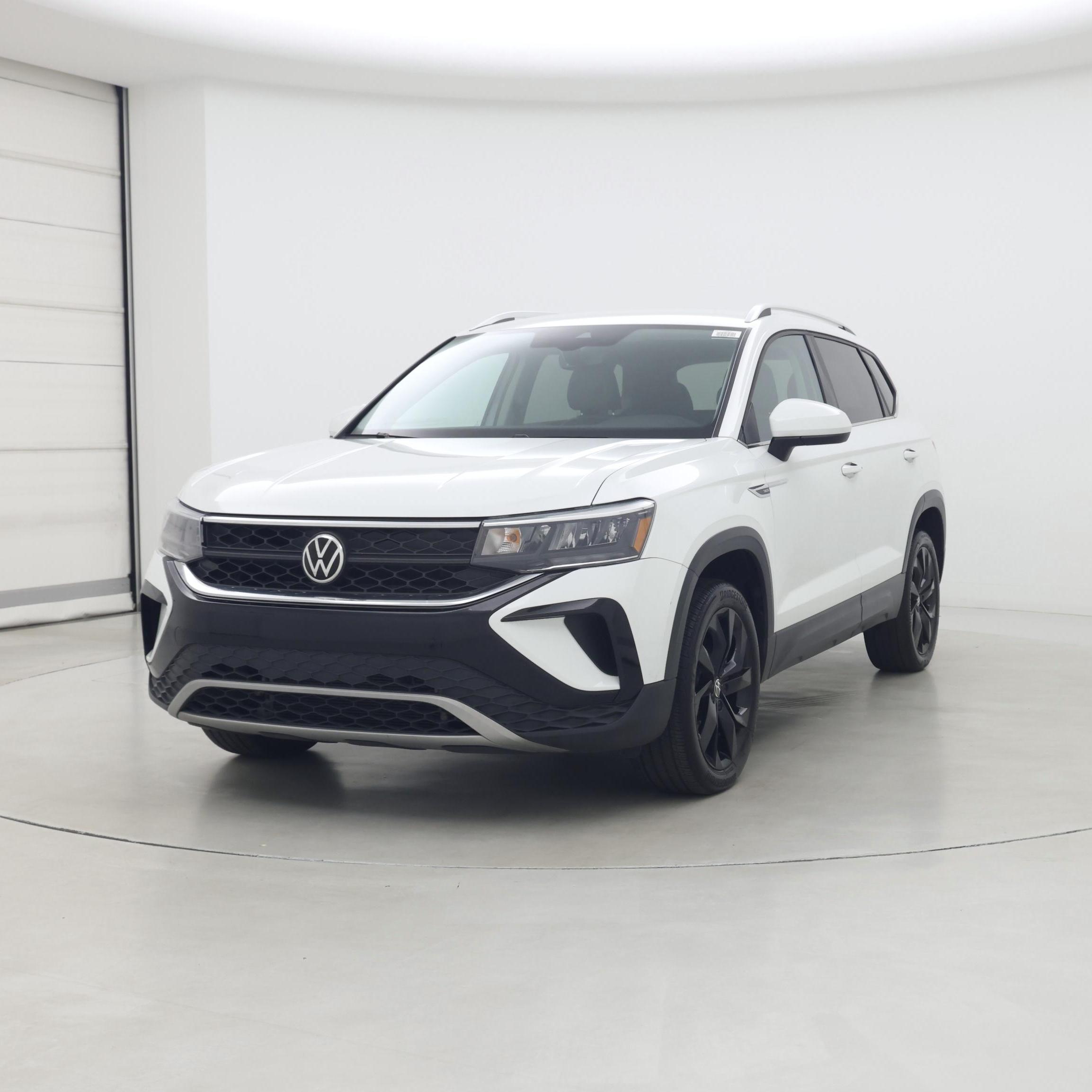 Thumbnail: 2022 Volkswagen Taos - 4
