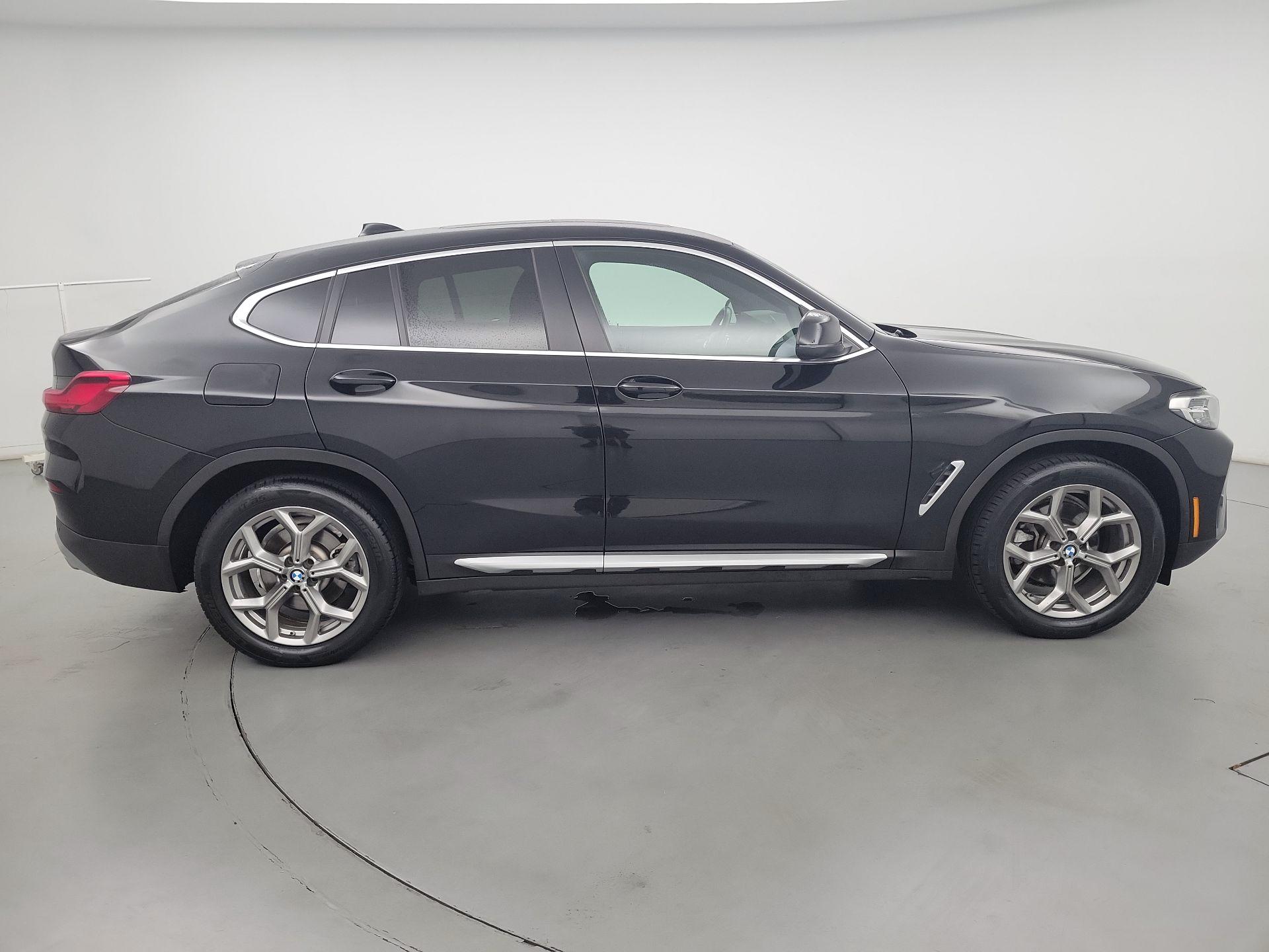Thumbnail: 2022 BMW X4 - 4