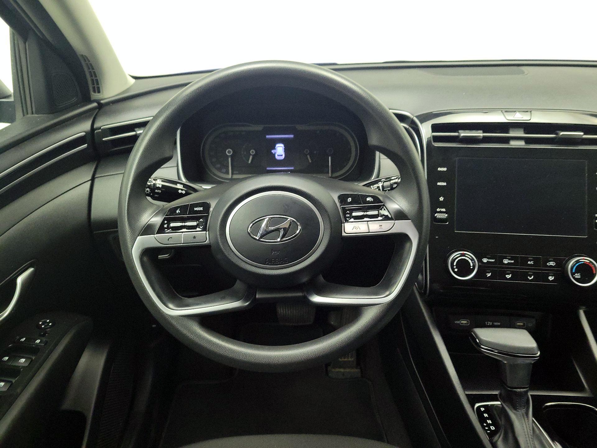 Thumbnail: 2022 Hyundai Tucson - 10