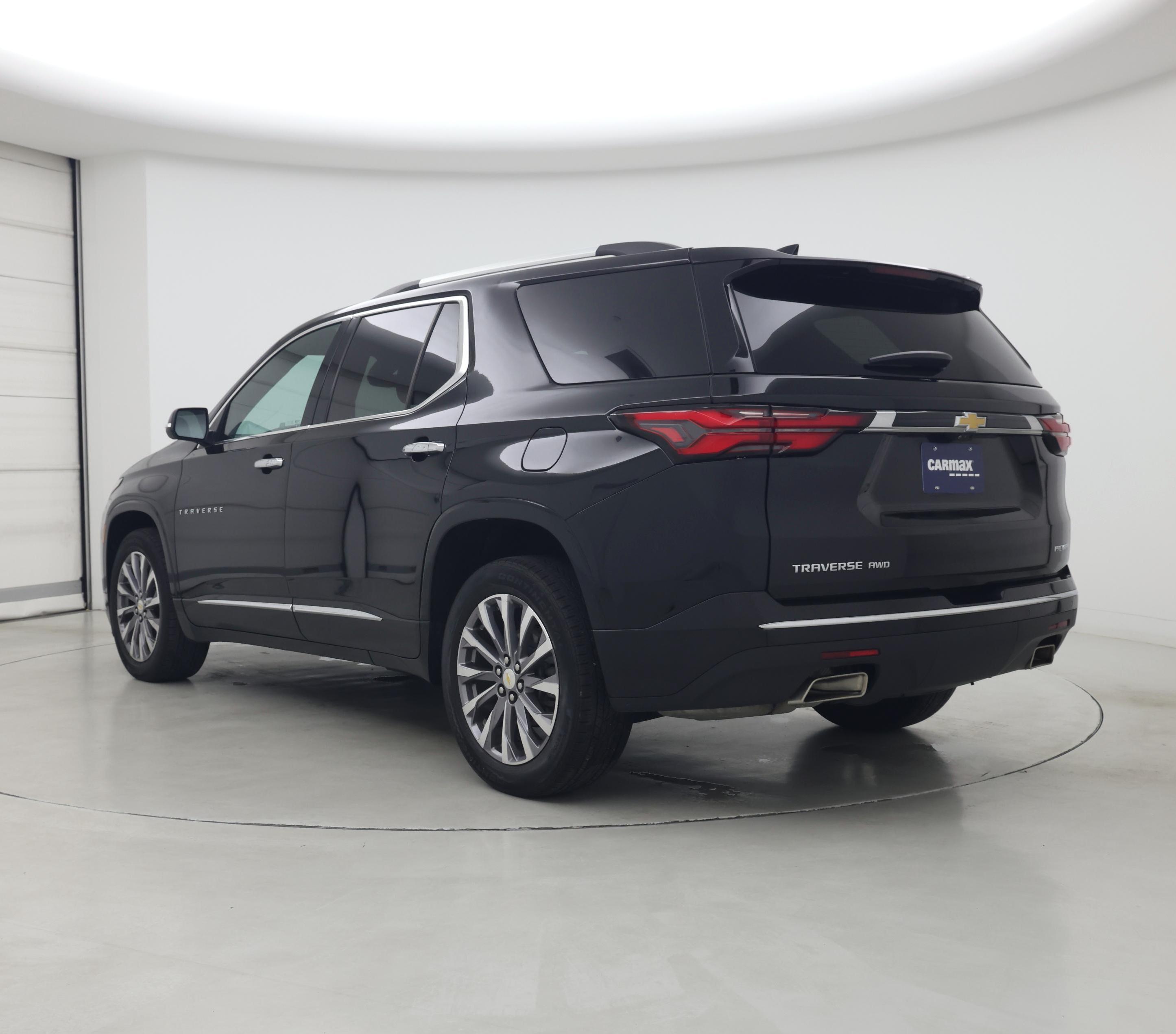 Thumbnail: 2022 Chevrolet Traverse - 2