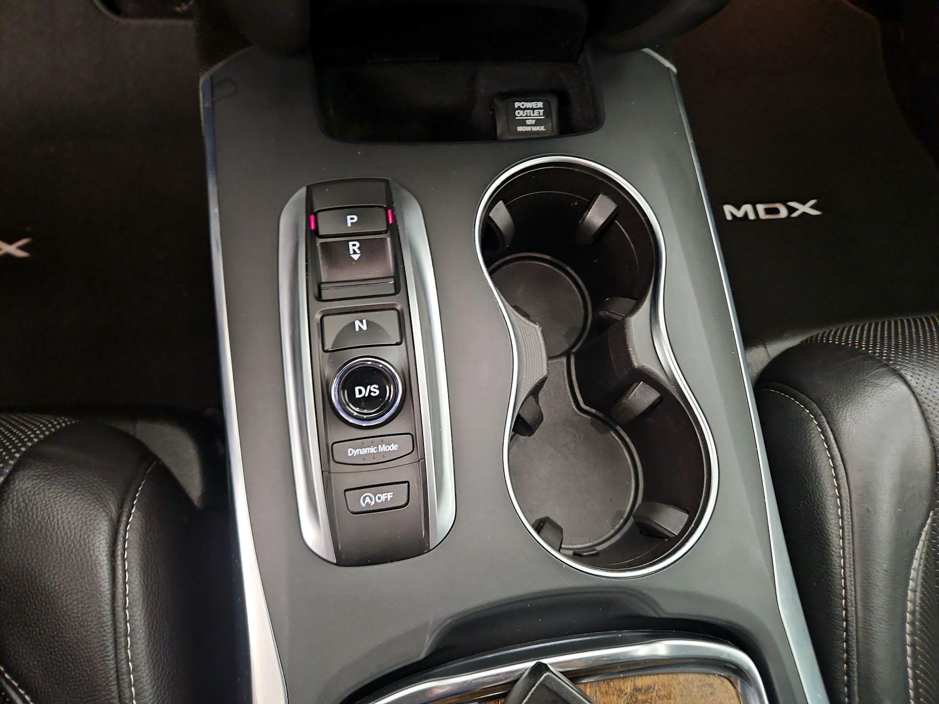 Thumbnail: 2020 Acura MDX - 18