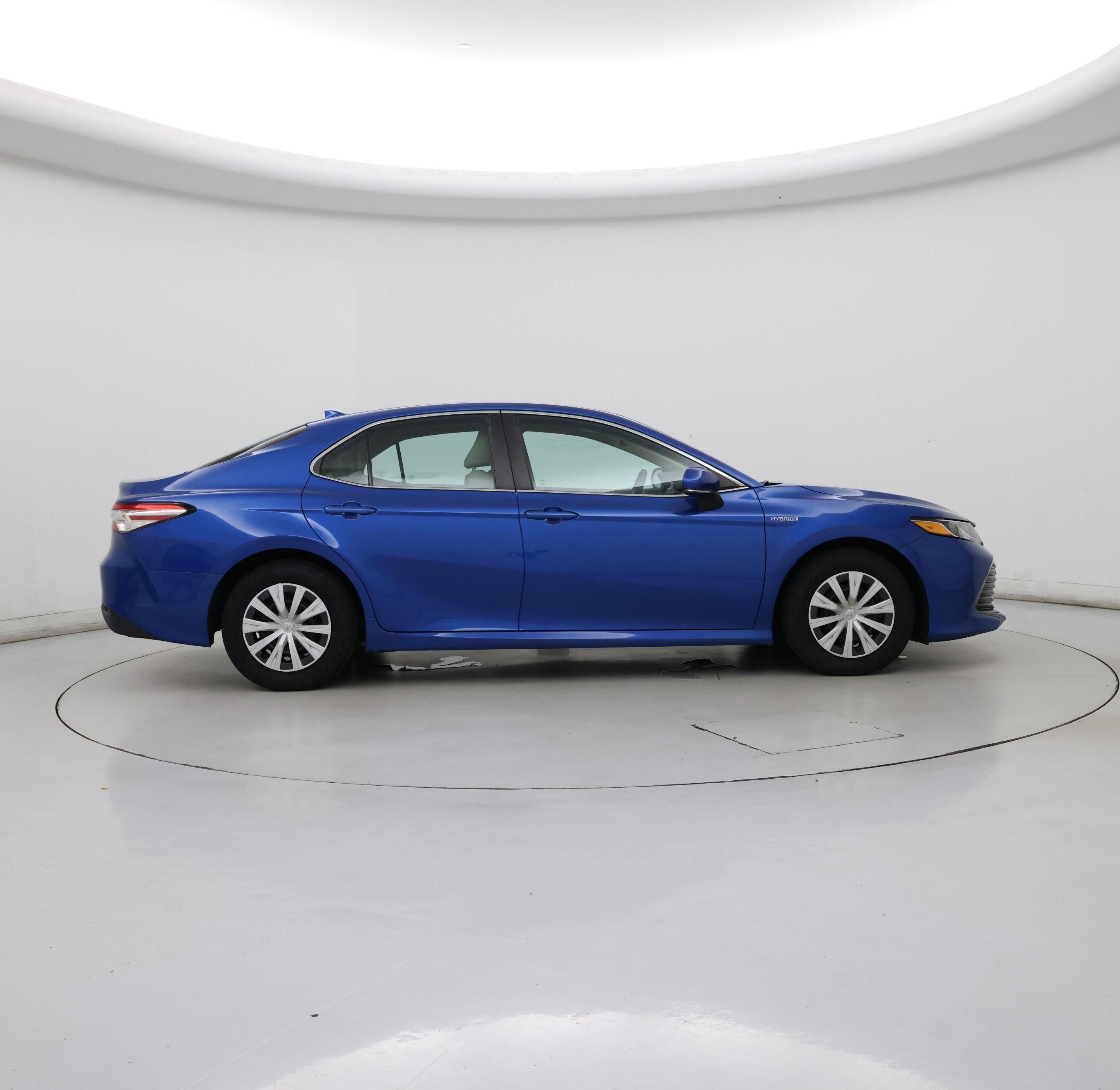 Thumbnail: 2020 Toyota Camry - 7