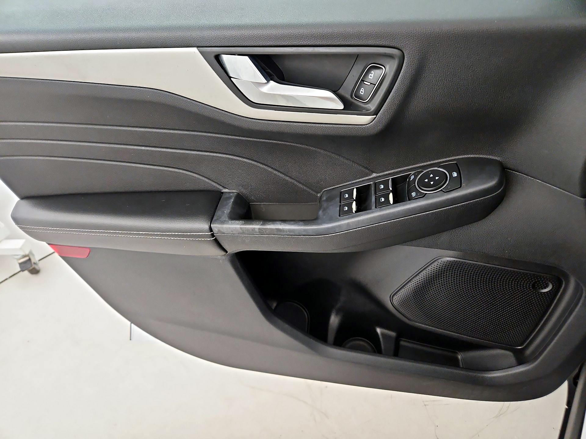 Thumbnail: 2021 Ford Escape - 12