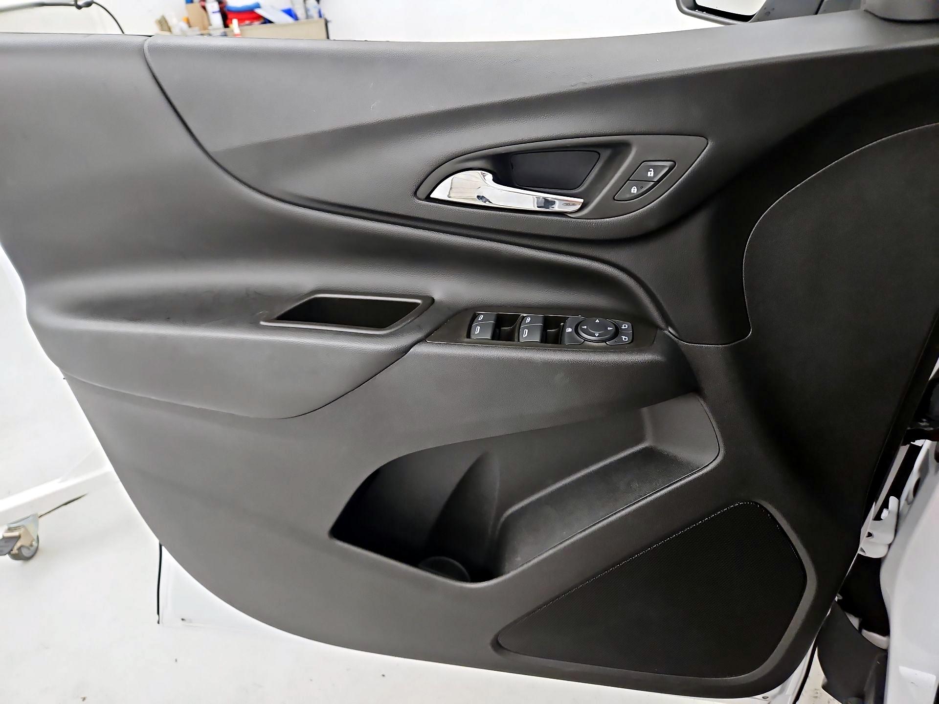 Thumbnail: 2023 Chevrolet Equinox - 12