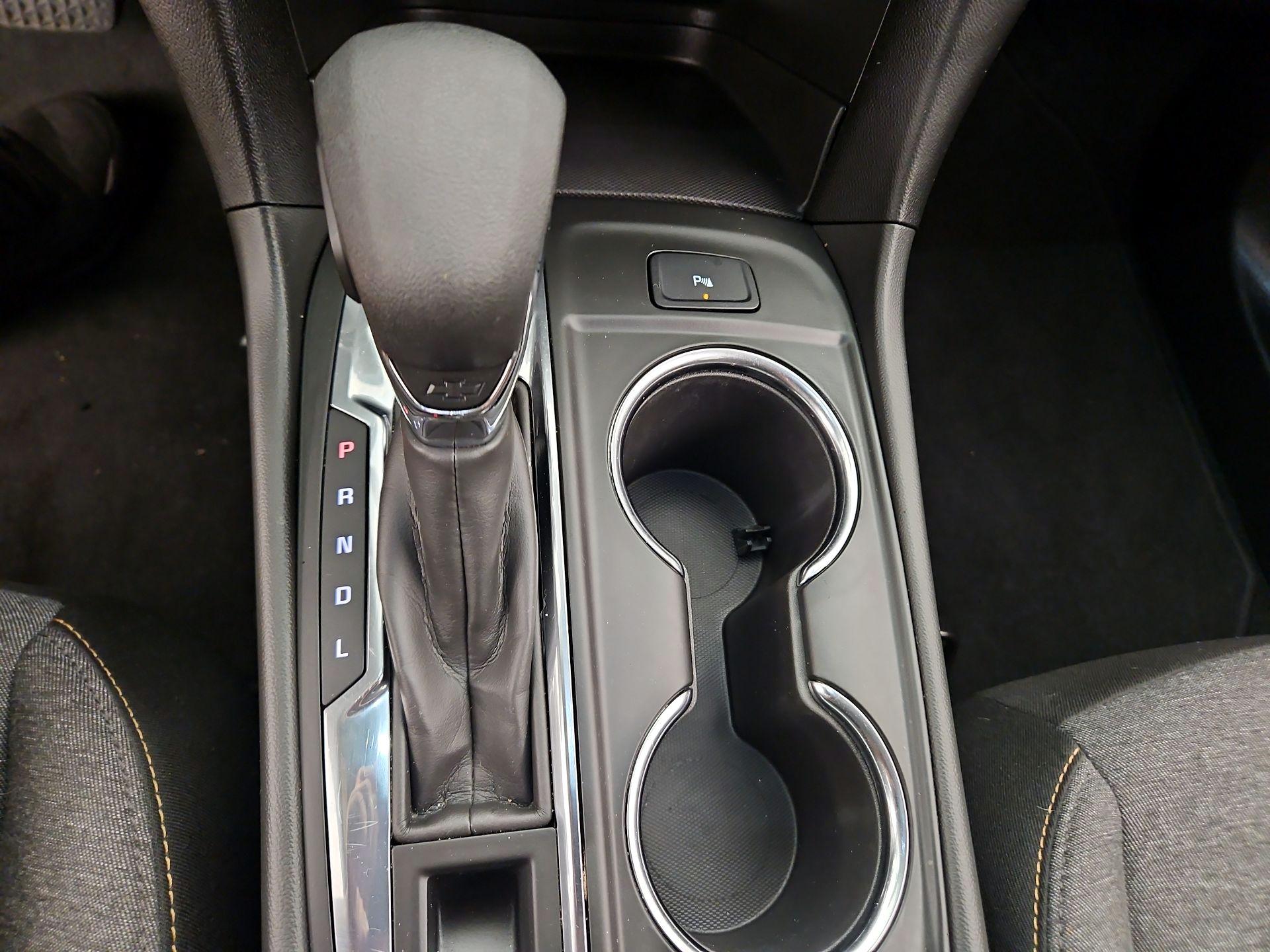 Thumbnail: 2023 Chevrolet Equinox - 17