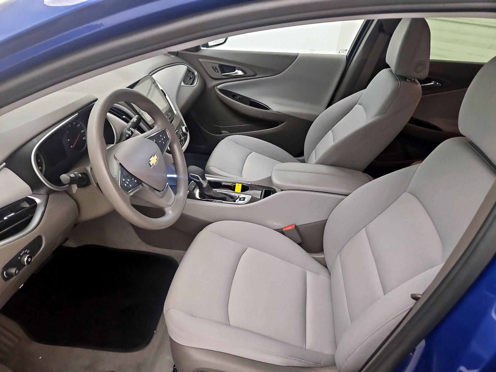 Thumbnail: 2023 Chevrolet Malibu - 11