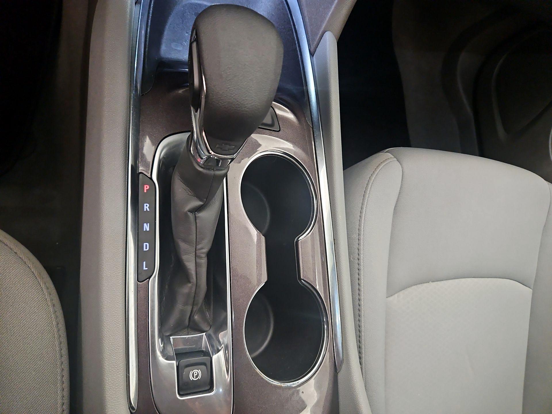 Thumbnail: 2023 Chevrolet Malibu - 17