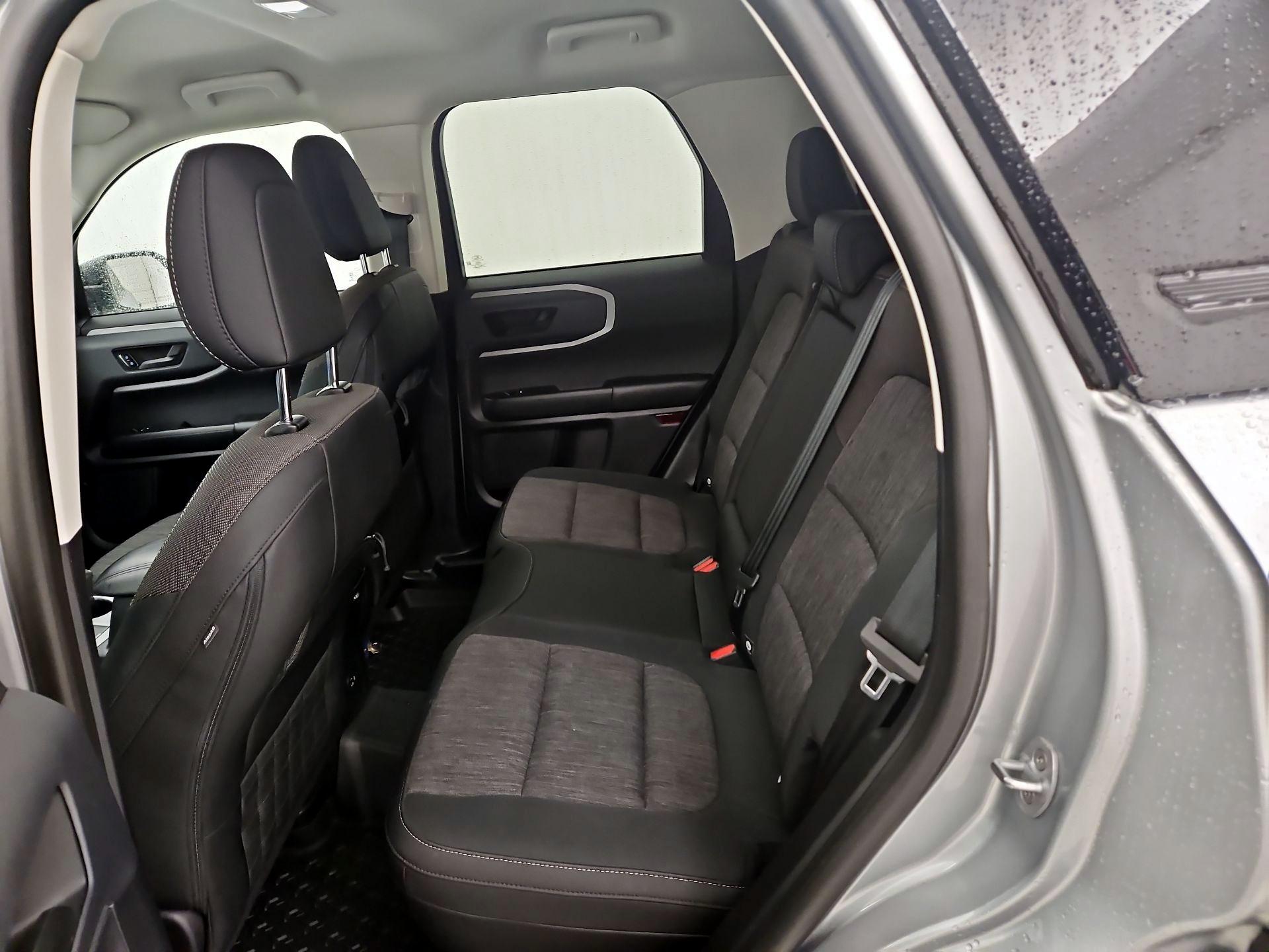 Thumbnail: 2022 Ford Bronco Sport - 19