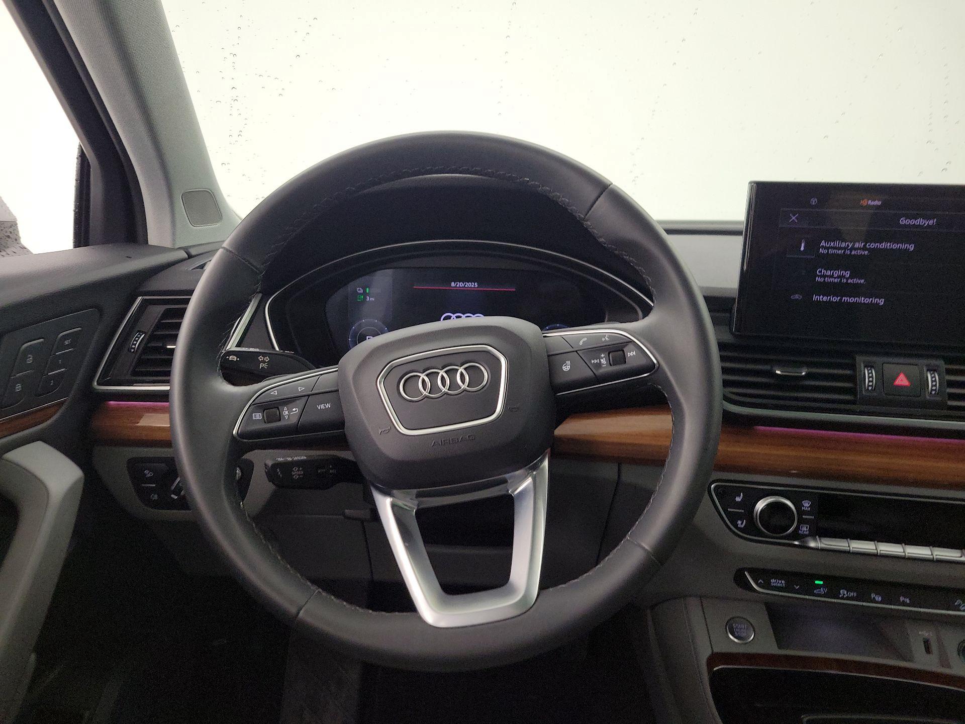 Thumbnail: 2023 Audi Q5 - 10