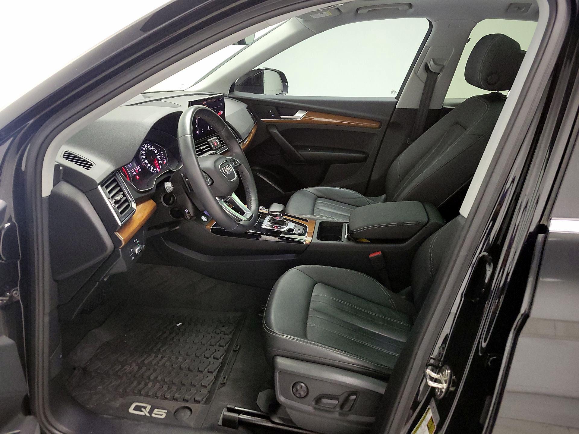 Thumbnail: 2022 Audi Q5 - 11
