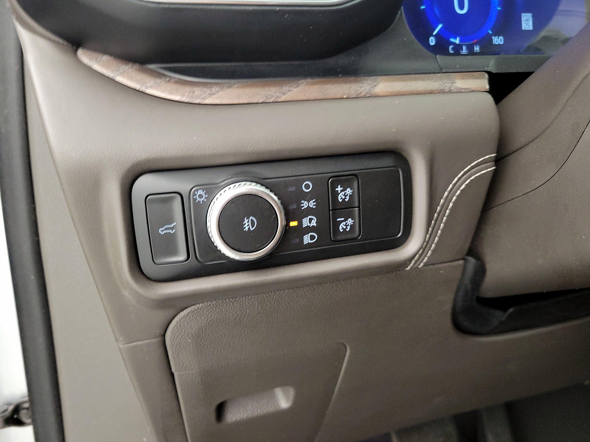 Thumbnail: 2021 Ford Explorer - 13
