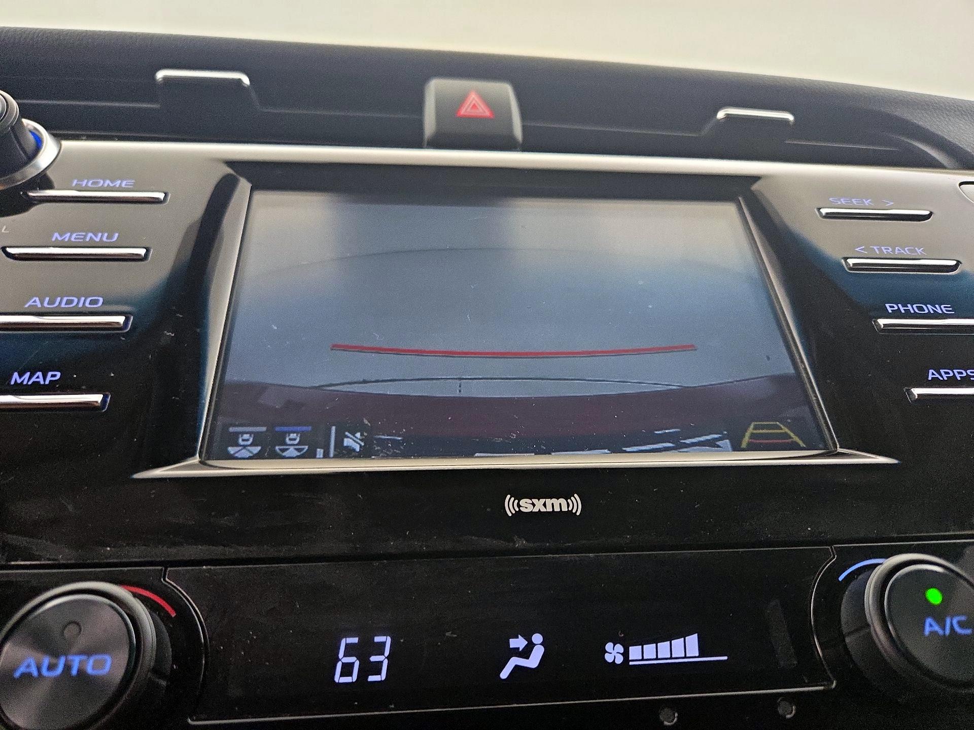 Thumbnail: 2020 Toyota Camry - 14