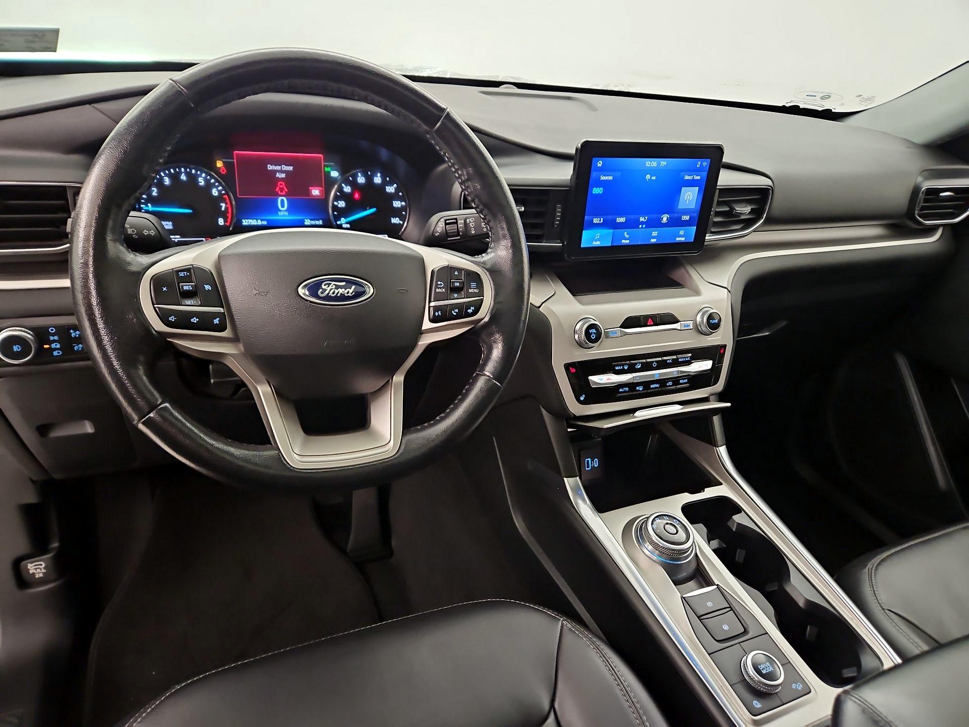 Thumbnail: 2022 Ford Explorer - 9
