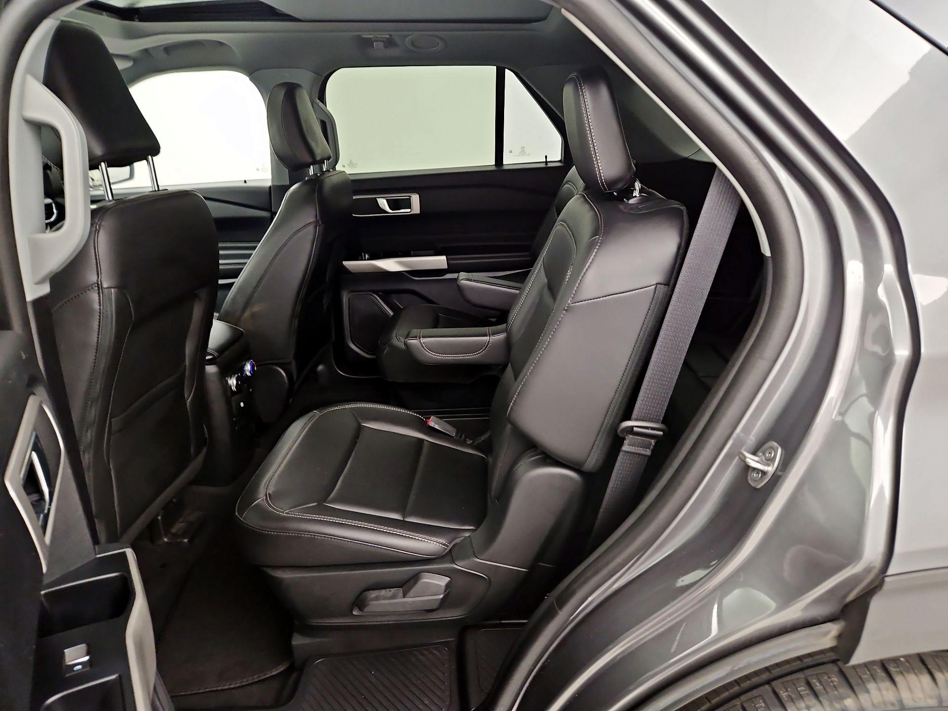 Thumbnail: 2022 Ford Explorer - 20
