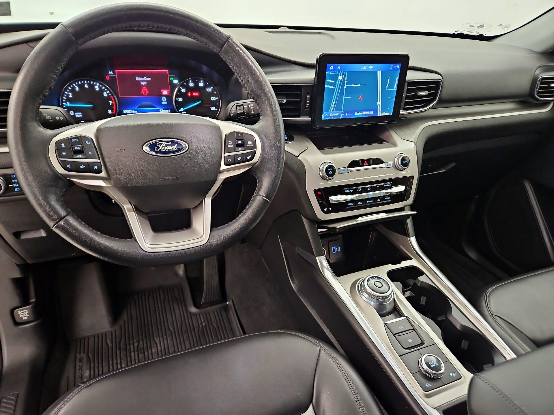 Thumbnail: 2022 Ford Explorer - 9