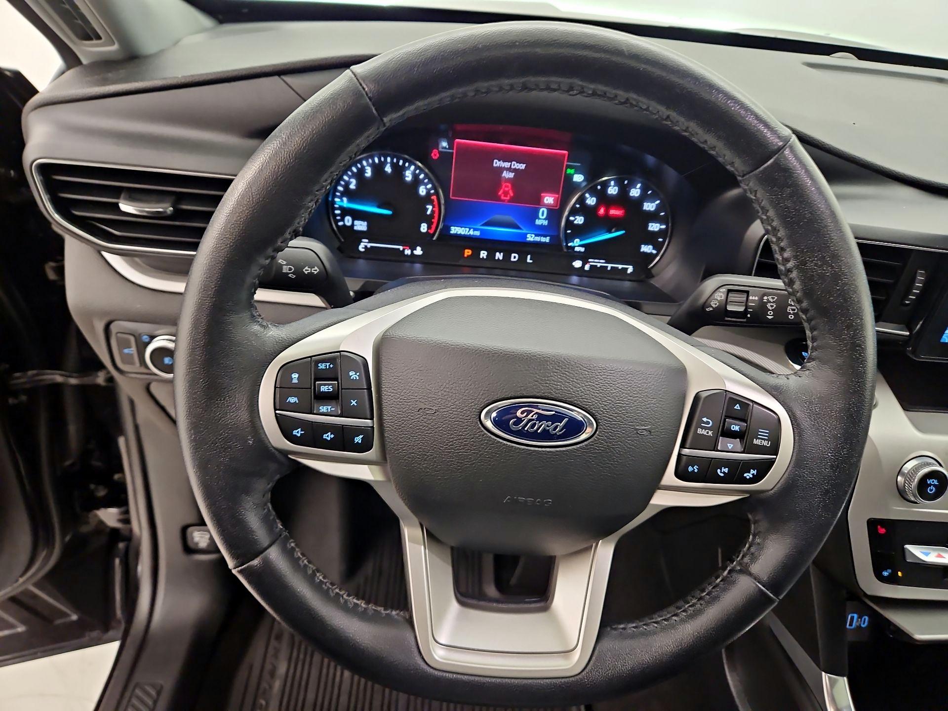 Thumbnail: 2022 Ford Explorer - 10