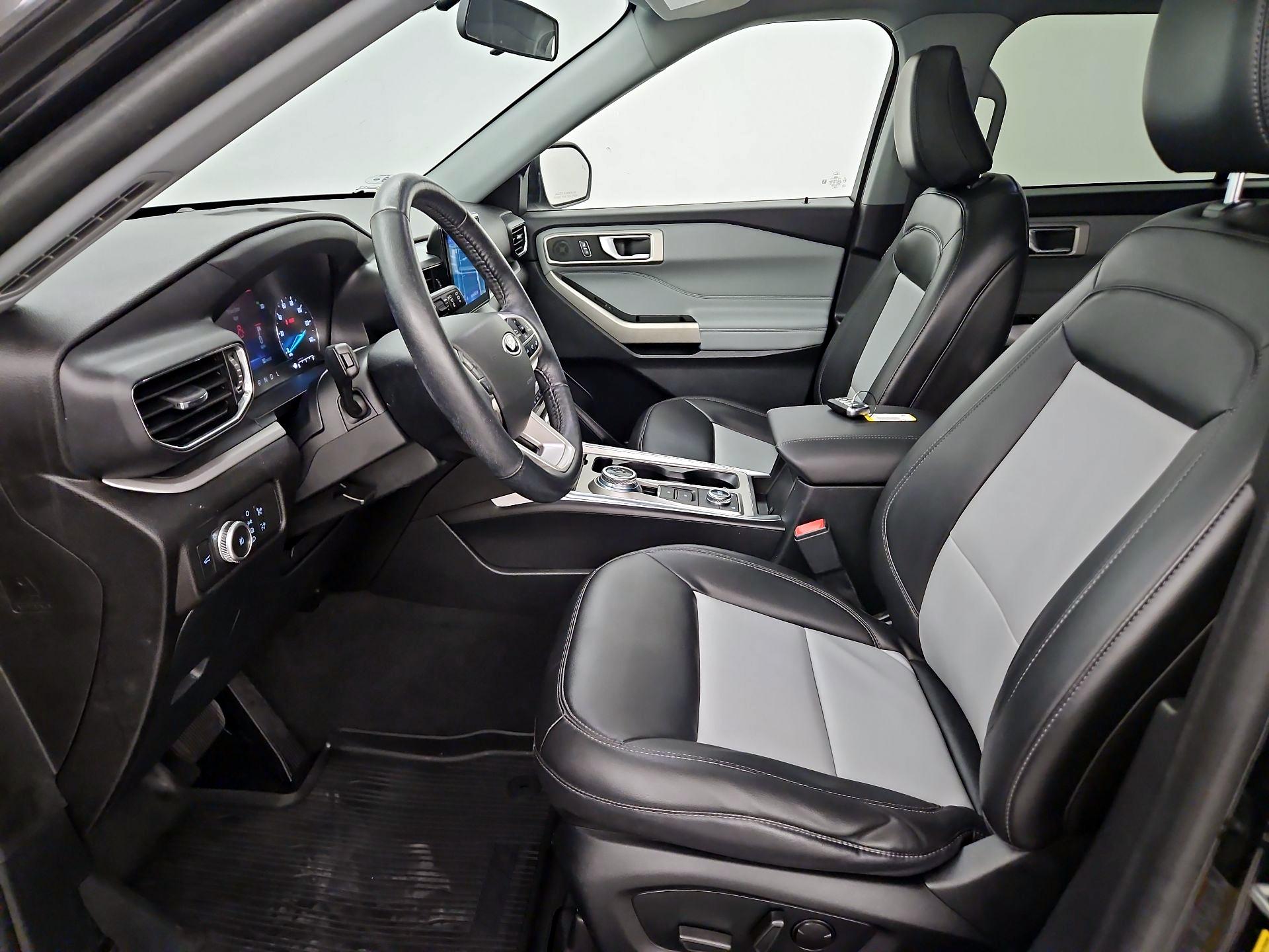 Thumbnail: 2022 Ford Explorer - 11