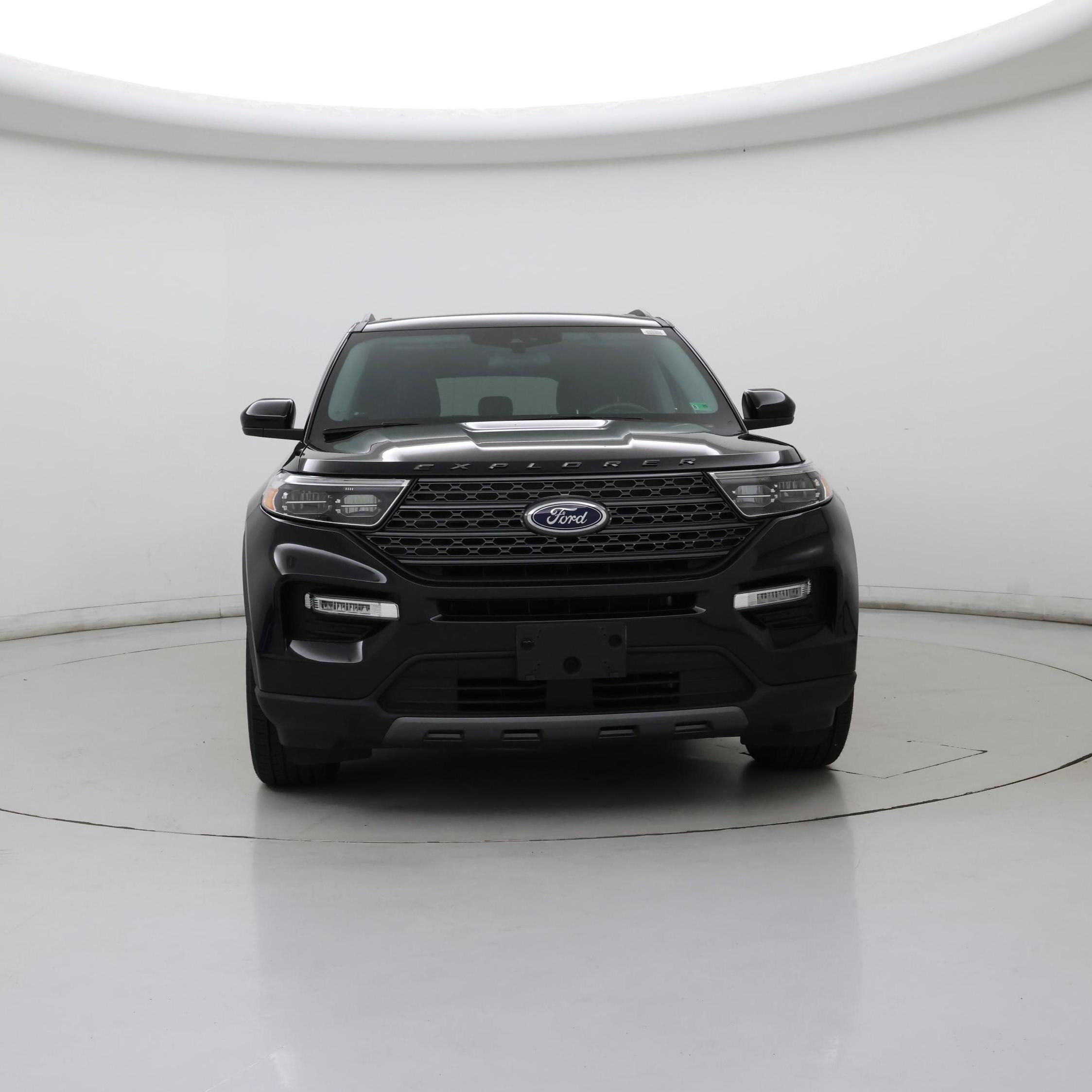 Thumbnail: 2022 Ford Explorer - 5