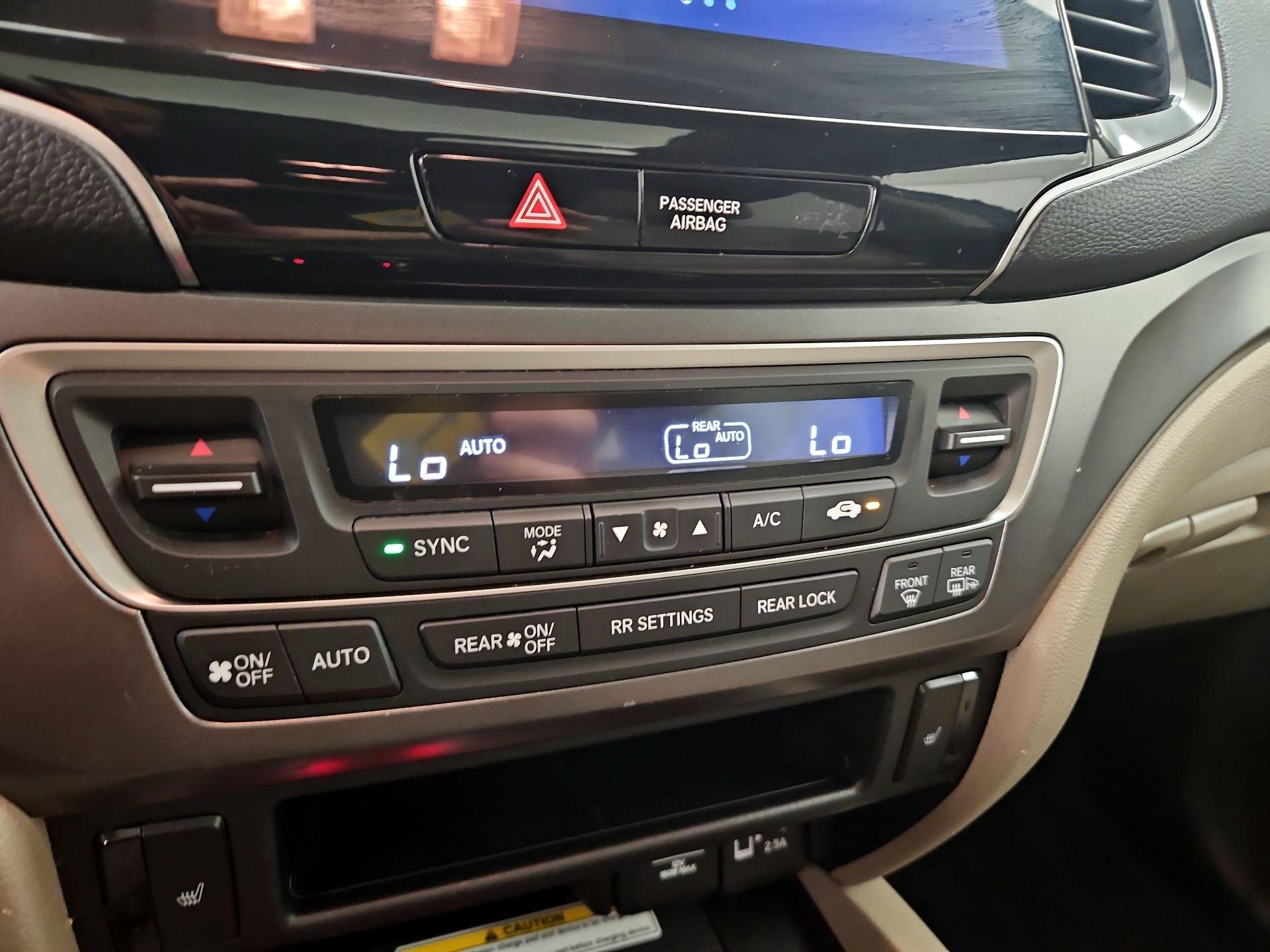 Thumbnail: 2022 Honda Pilot - 16