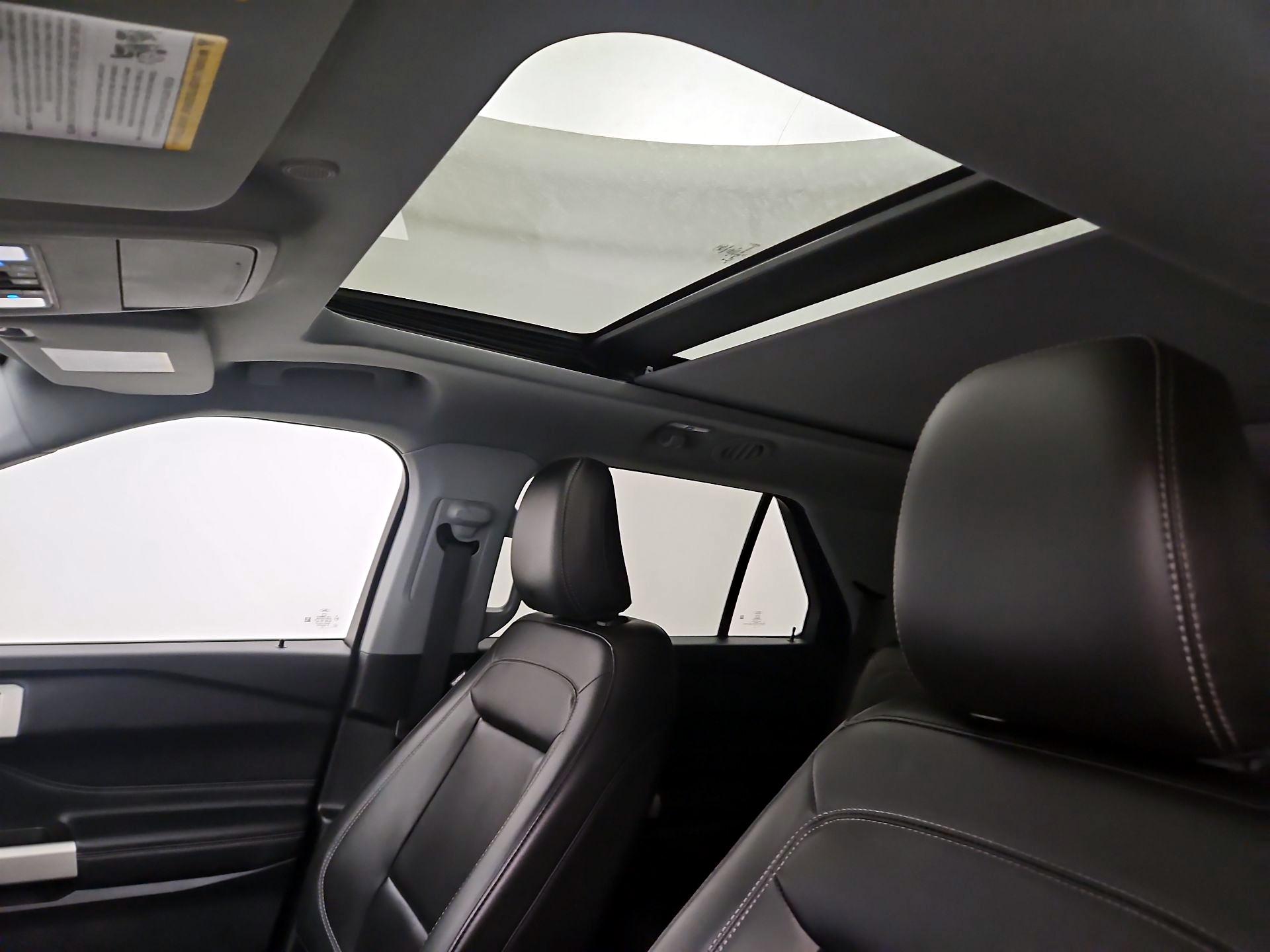 Thumbnail: 2022 Ford Explorer - 20