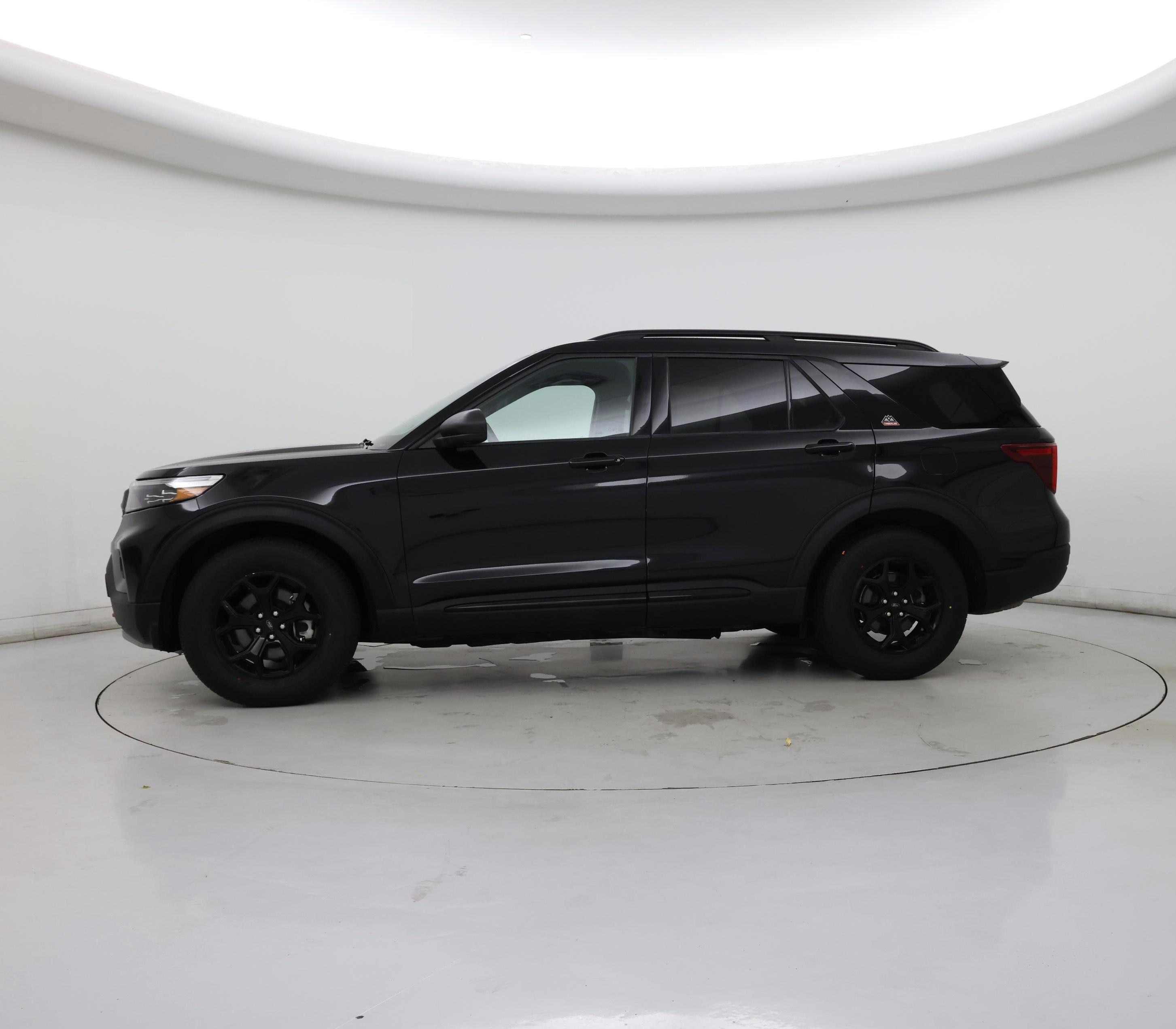 Thumbnail: 2022 Ford Explorer - 3