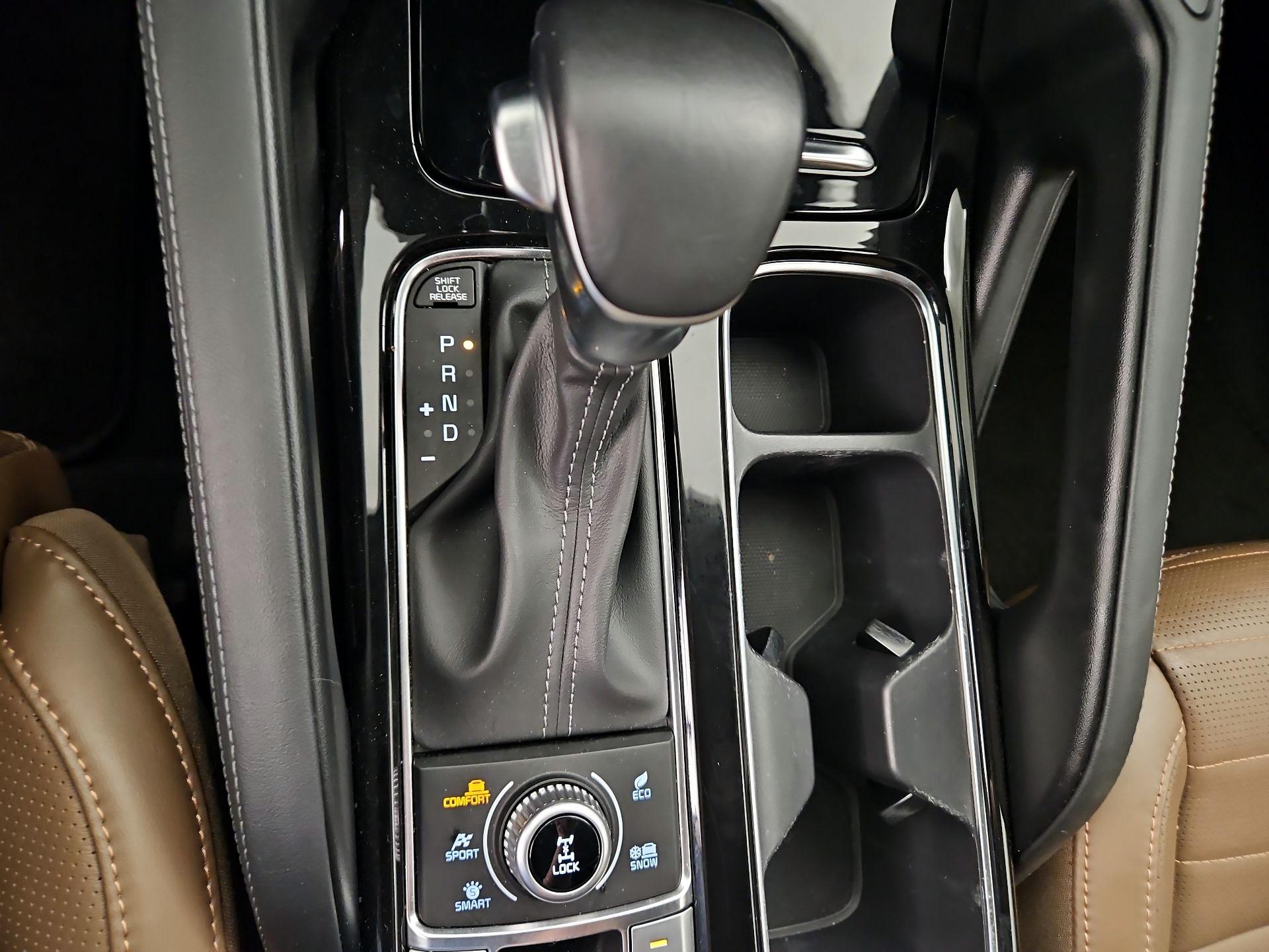 Thumbnail: 2021 Kia Telluride - 18