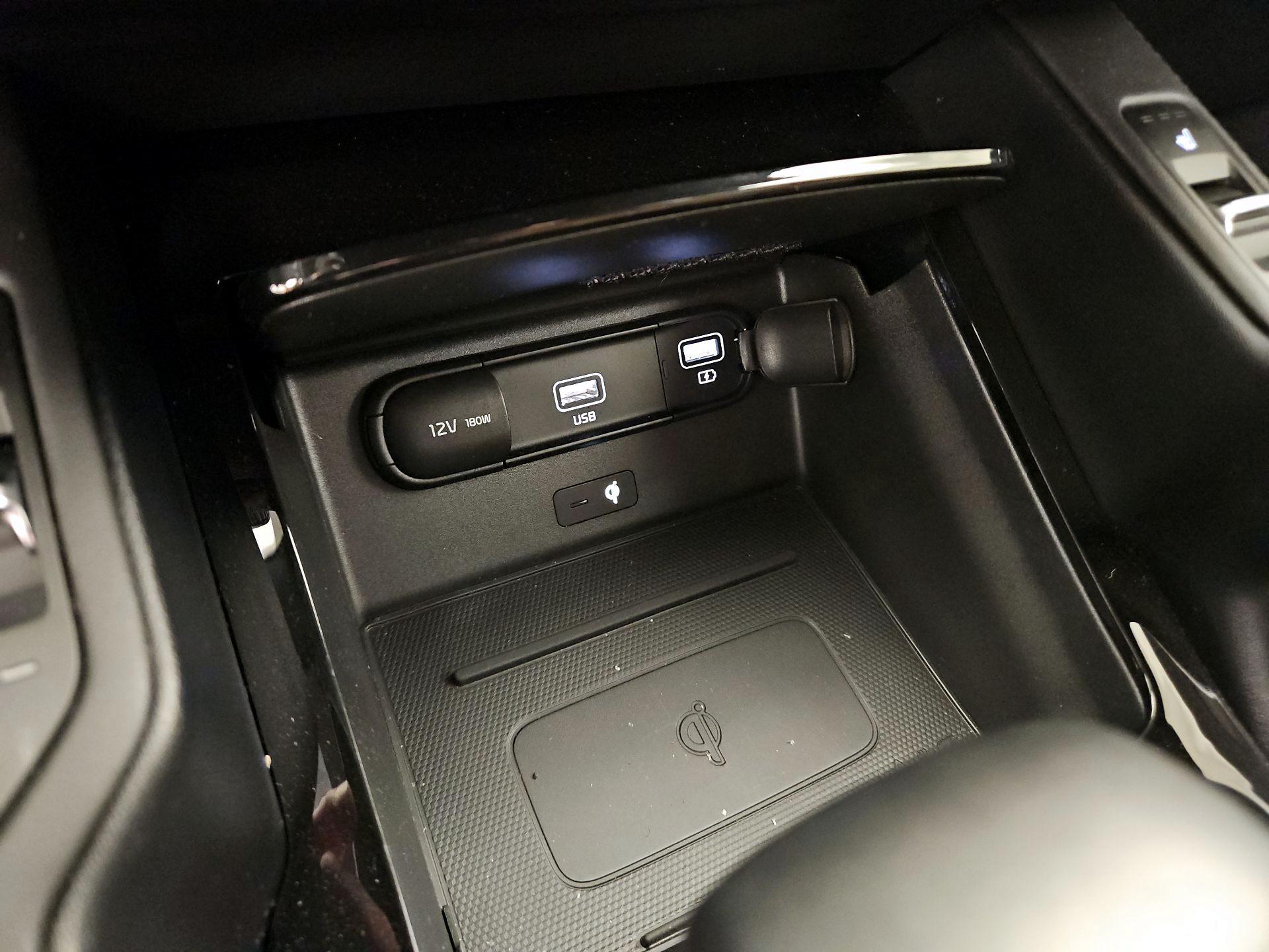 Thumbnail: 2021 Kia Telluride - 19