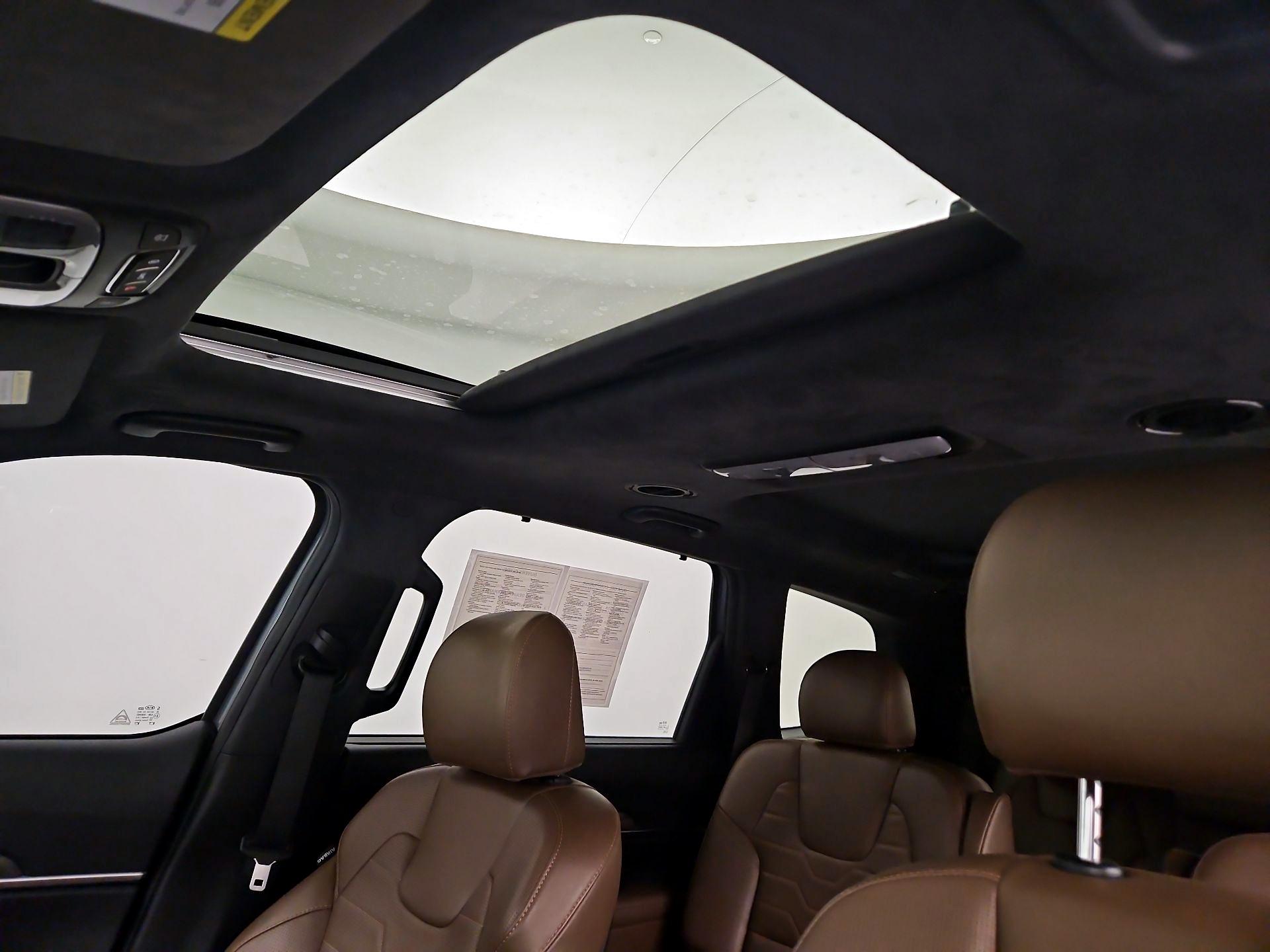 Thumbnail: 2021 Kia Telluride - 20