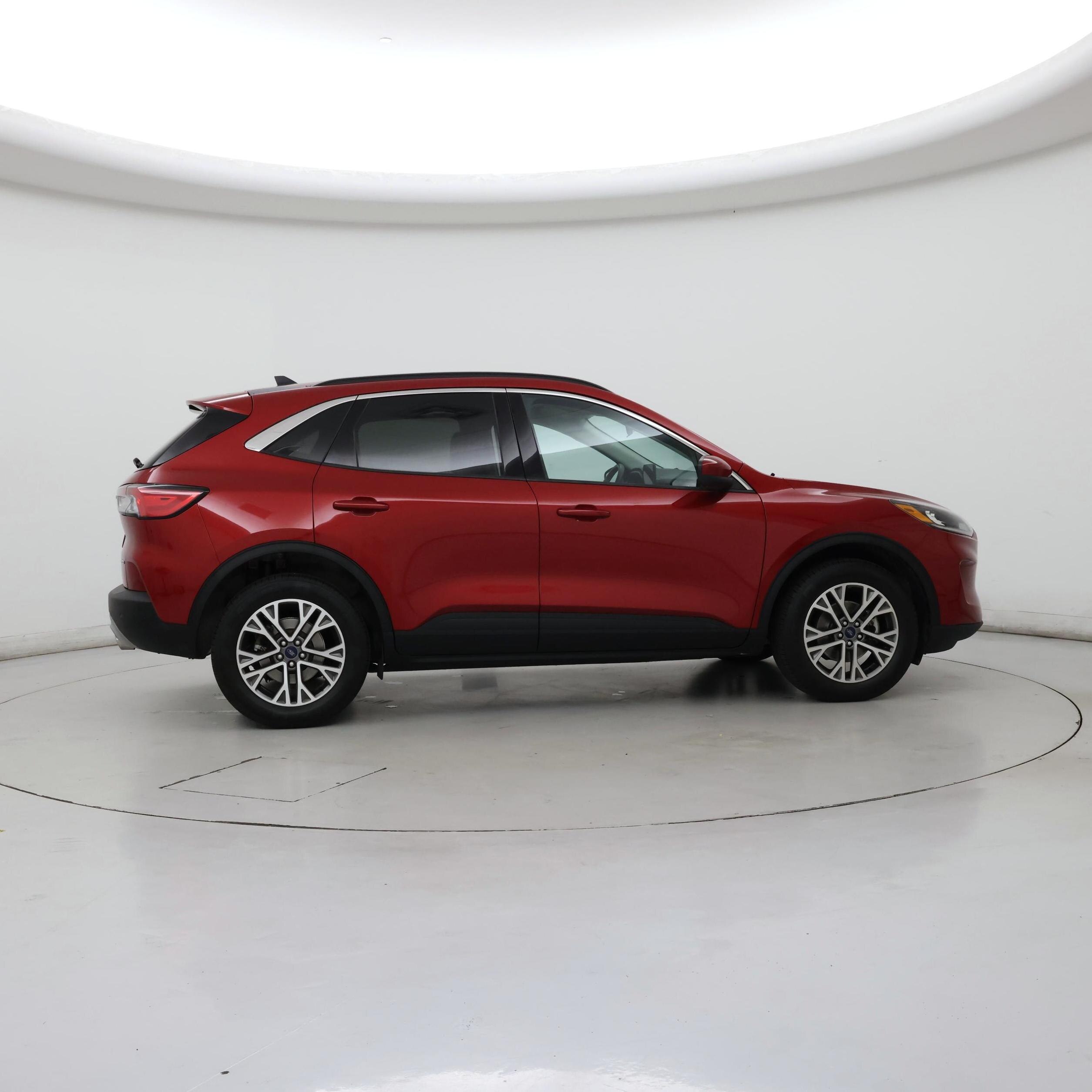 Thumbnail: 2021 Ford Escape - 7