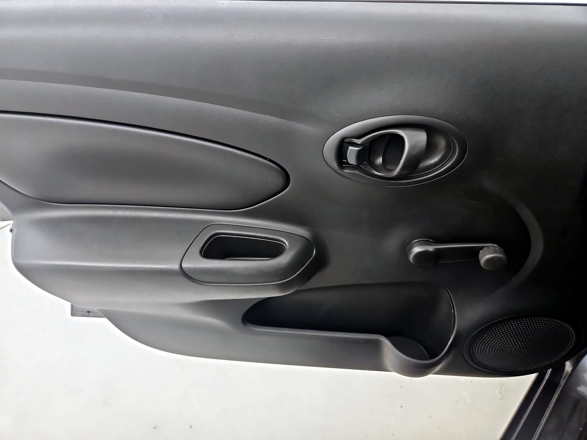 Thumbnail: 2018 Nissan Versa - 12