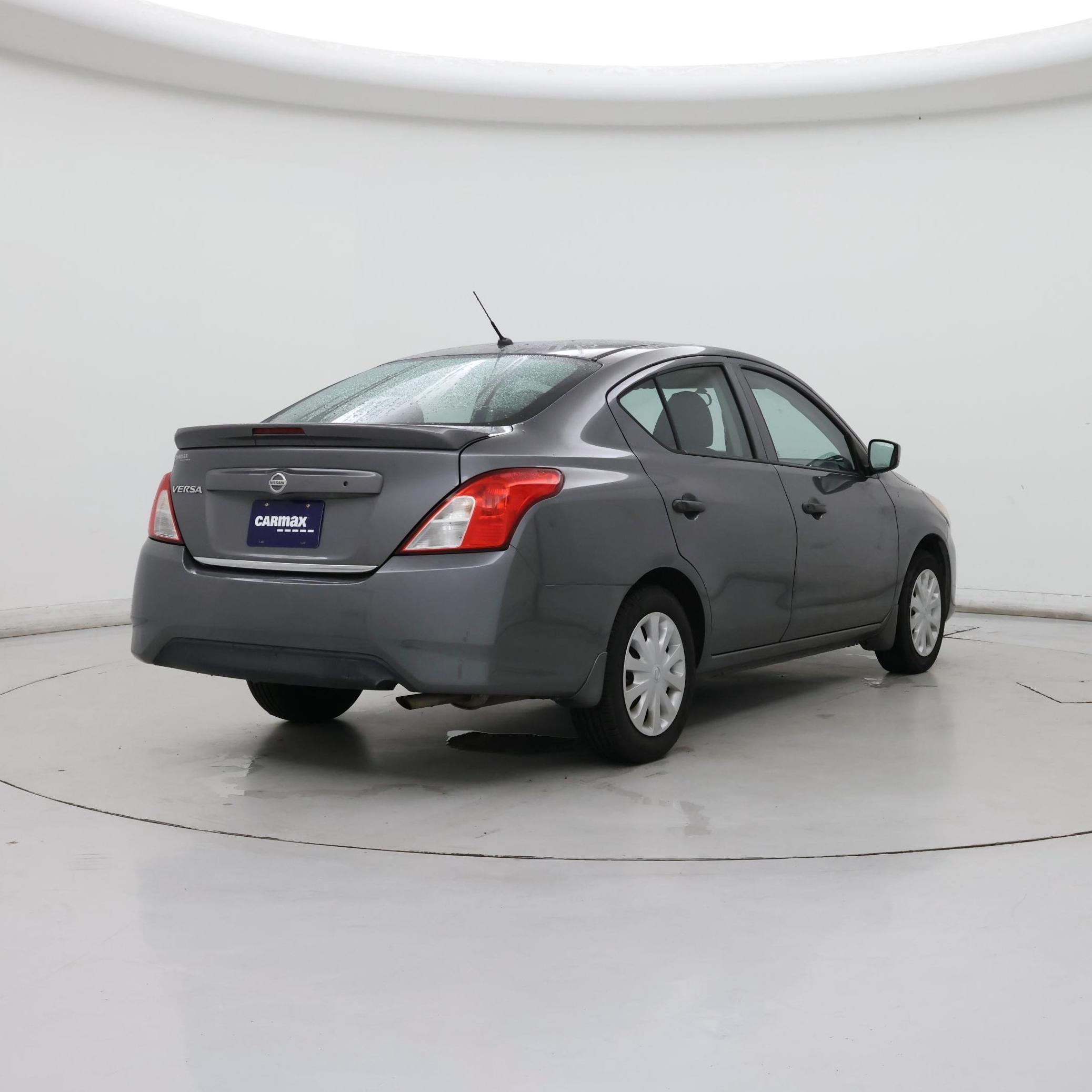 Thumbnail: 2018 Nissan Versa - 8