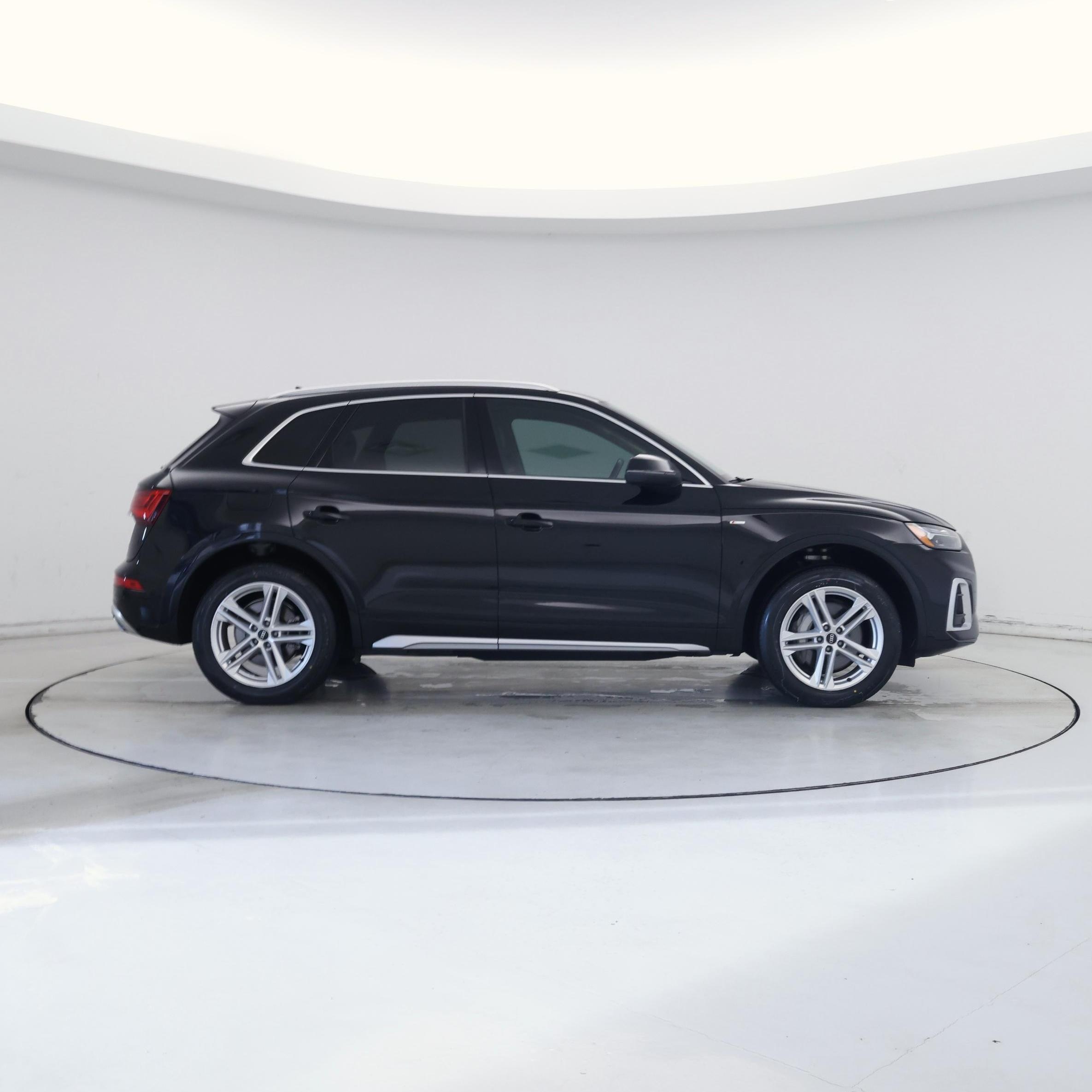 Thumbnail: 2022 Audi Q5 - 7