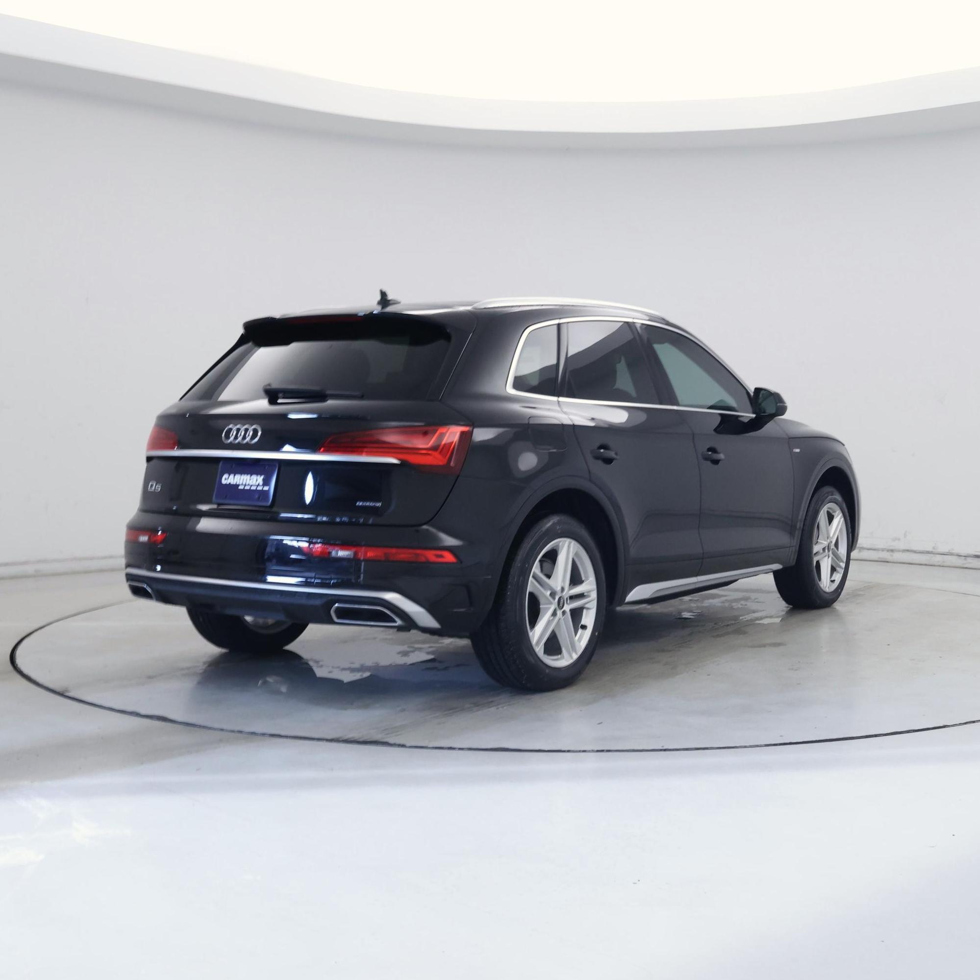 Thumbnail: 2022 Audi Q5 - 8