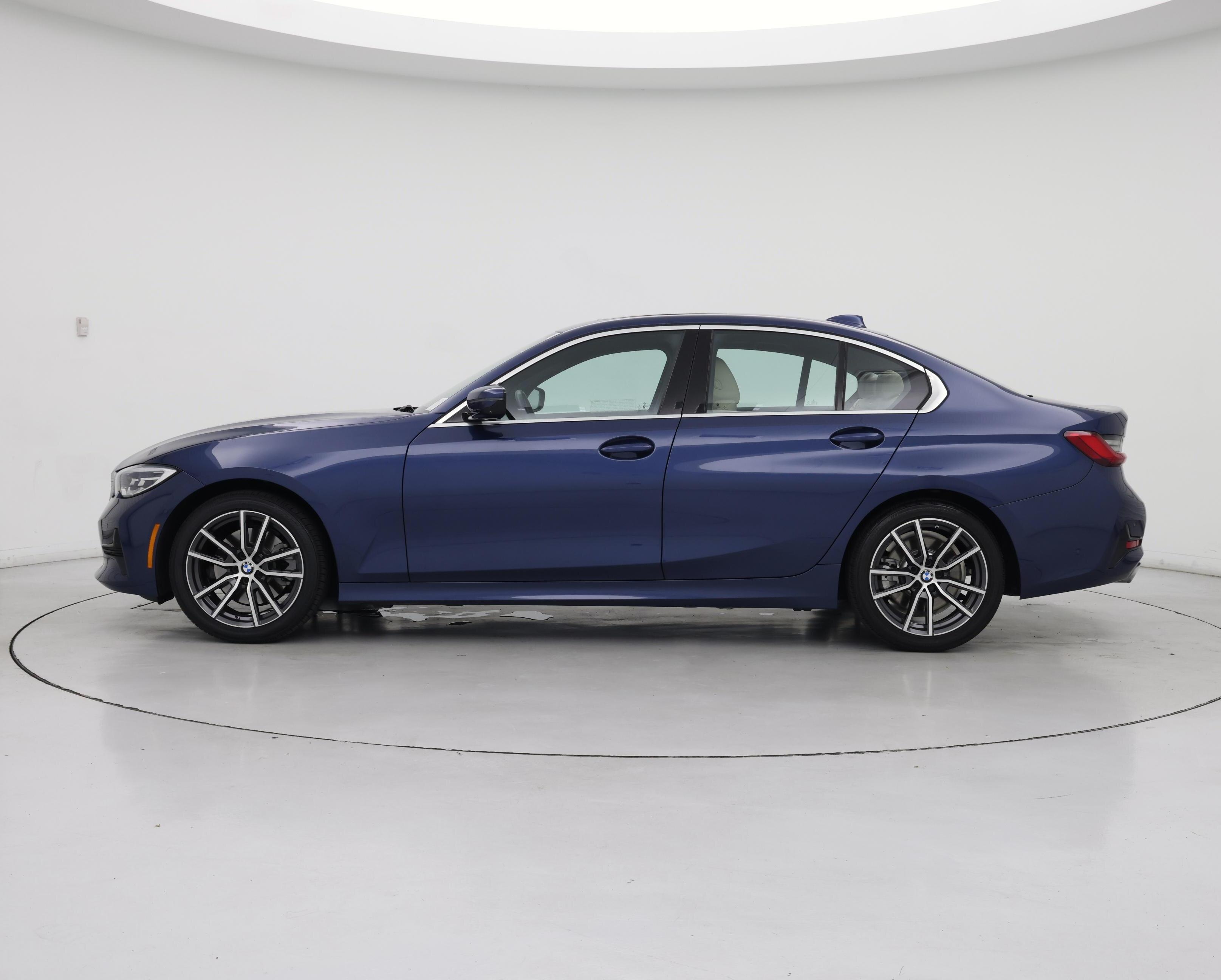 Thumbnail: 2021 BMW 3 Series - 3